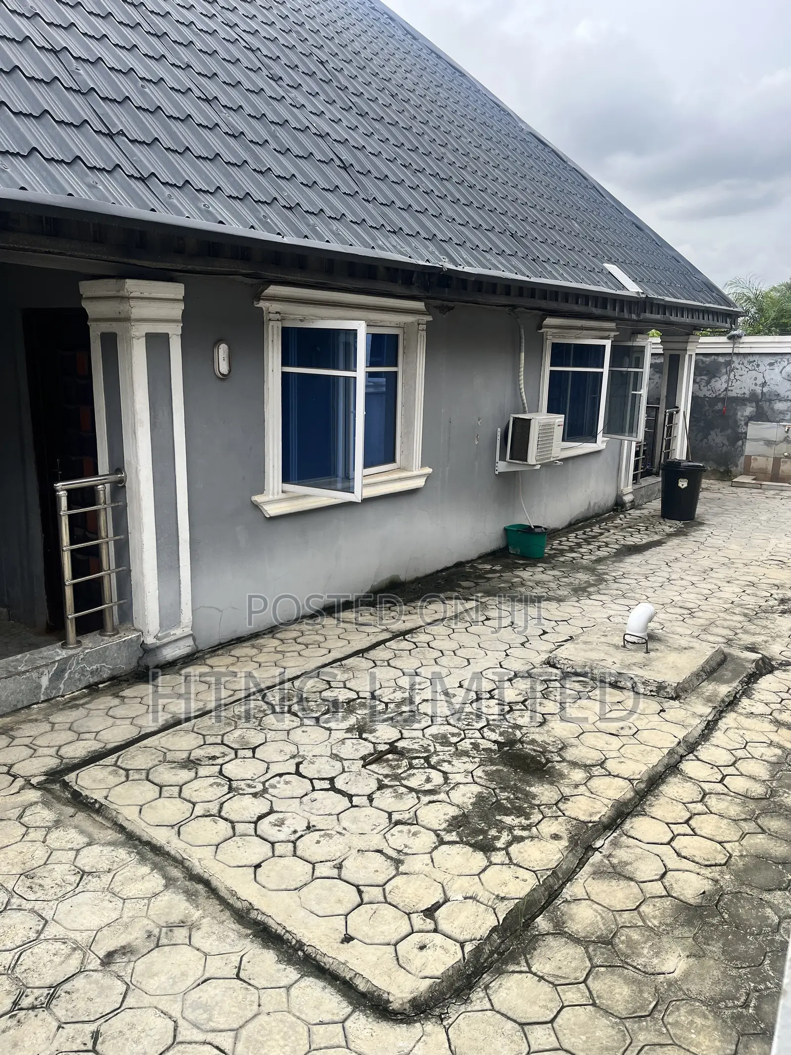 4bdrm Block of Flats in Wagbare, Igbogbo for sale