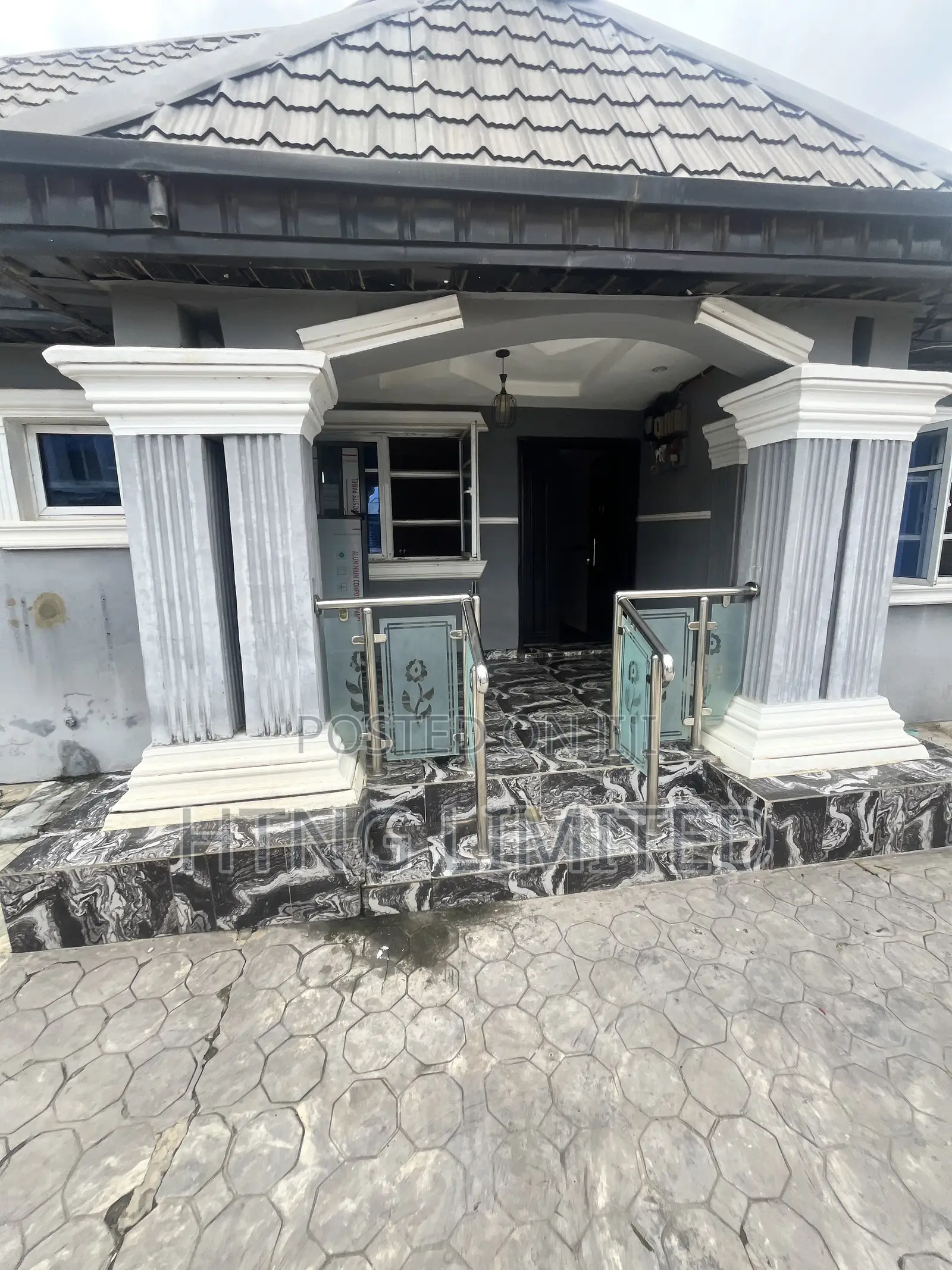 4bdrm Block of Flats in Wagbare, Igbogbo for sale