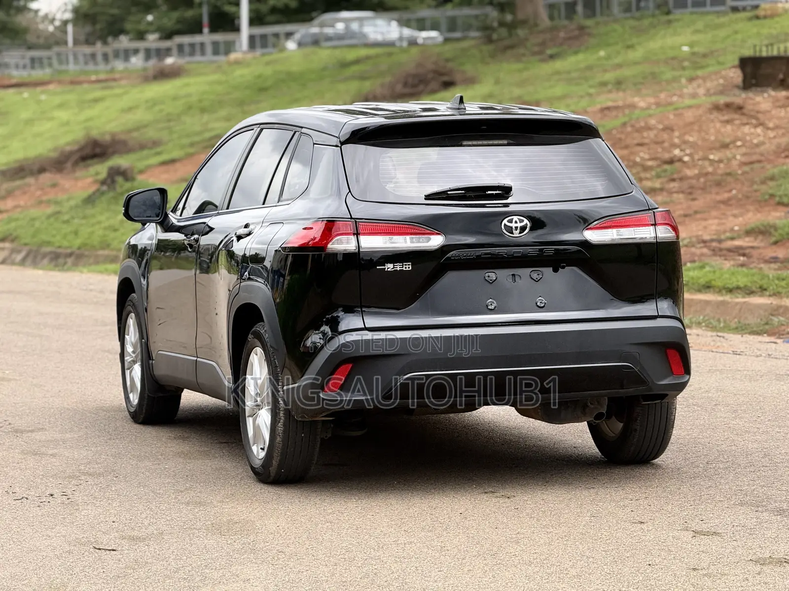 Toyota Corolla Cross XLE 2025 Black