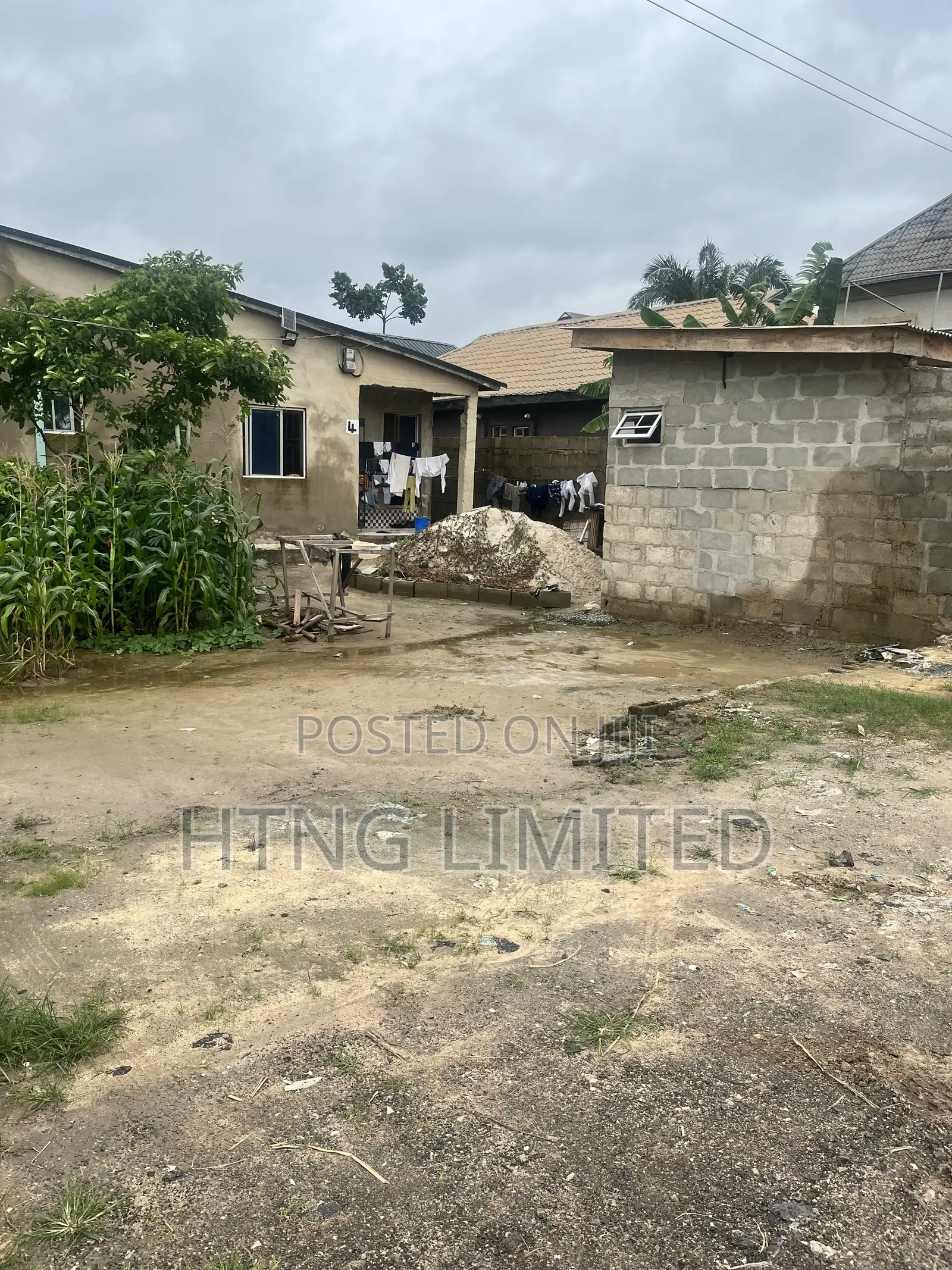 3bdrm Block of Flats in Wagbare, Igbogbo for sale