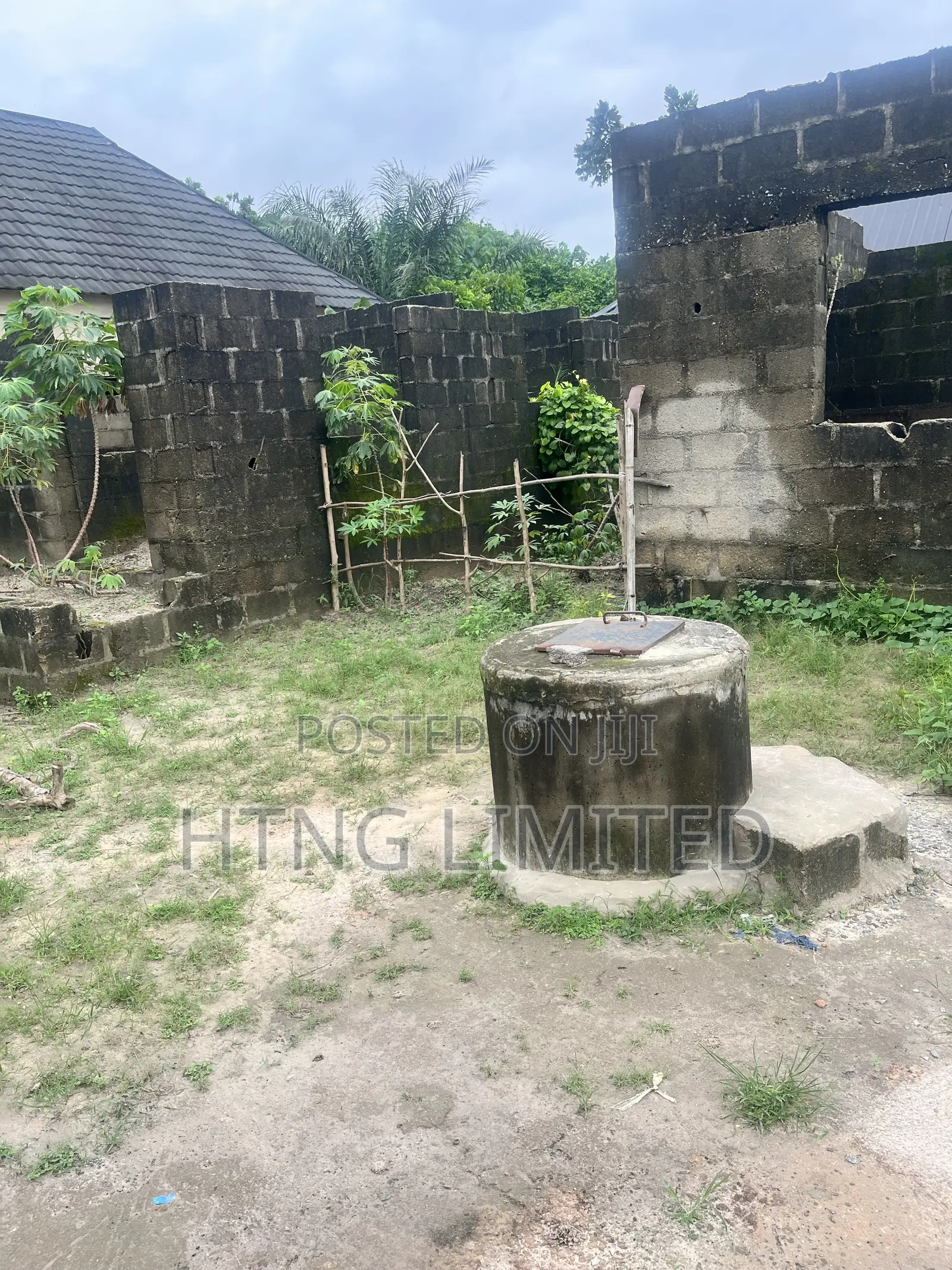 3bdrm Block of Flats in Wagbare, Igbogbo for sale