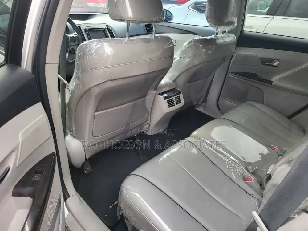 Toyota Venza 2014 Silver