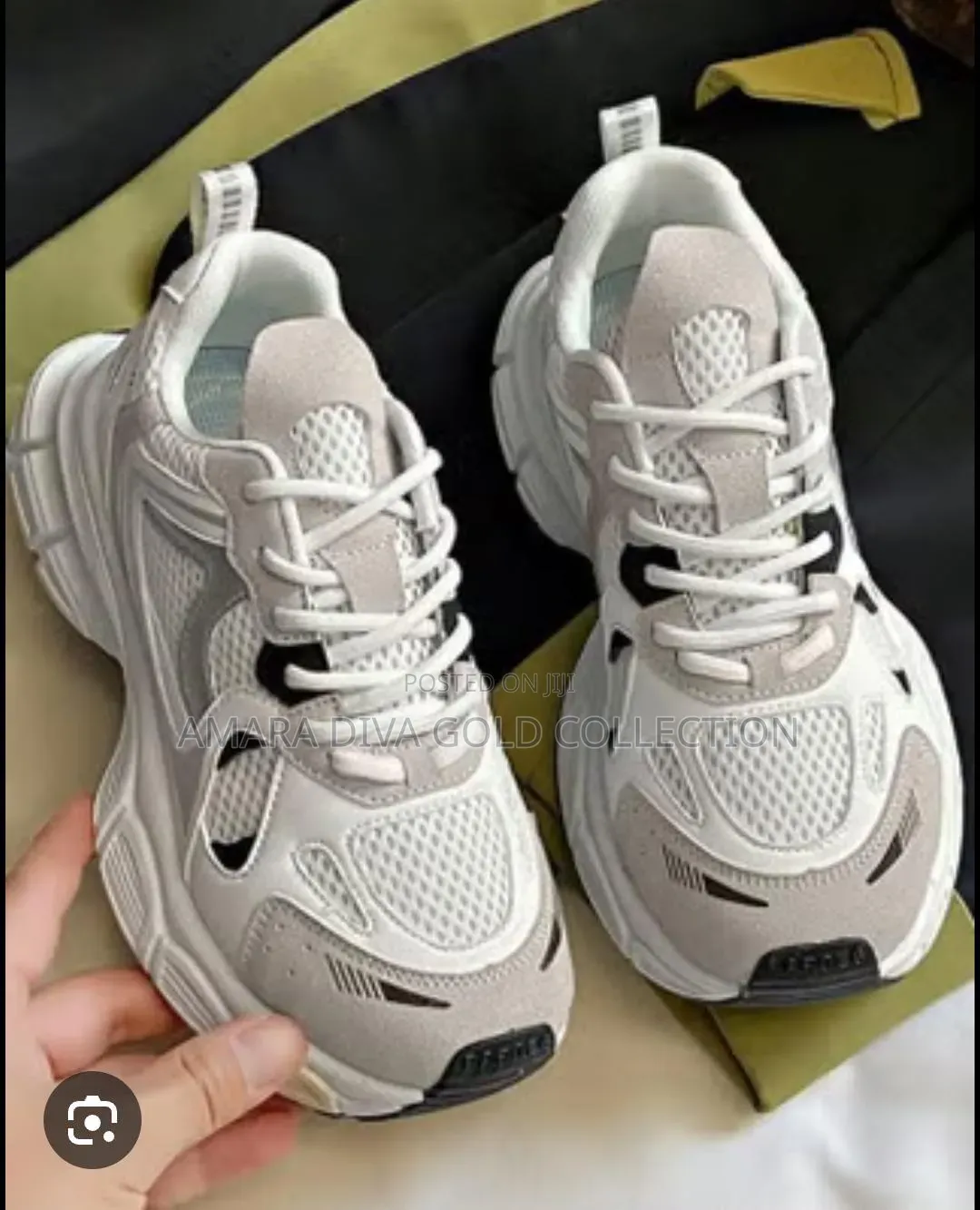 High Quality Brand New Sneakers