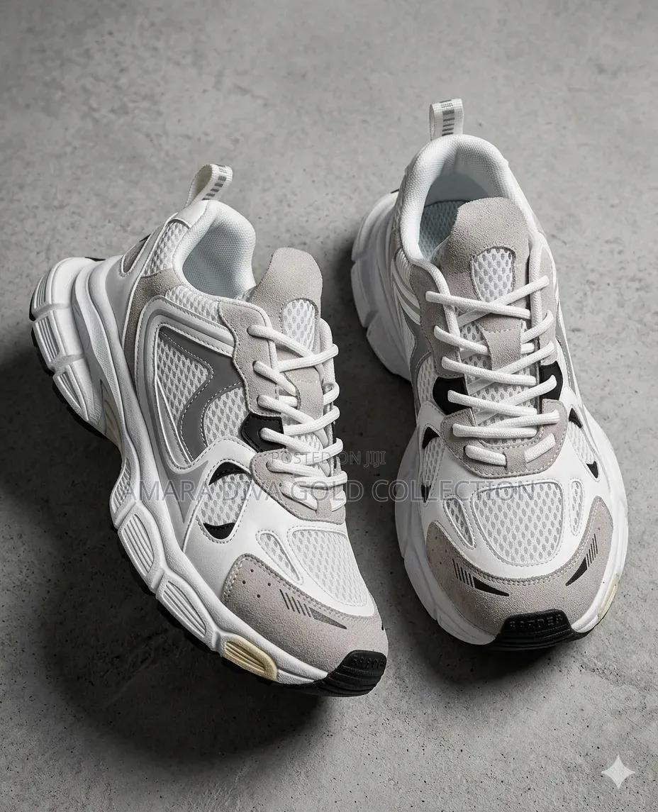 High Quality Brand New Sneakers