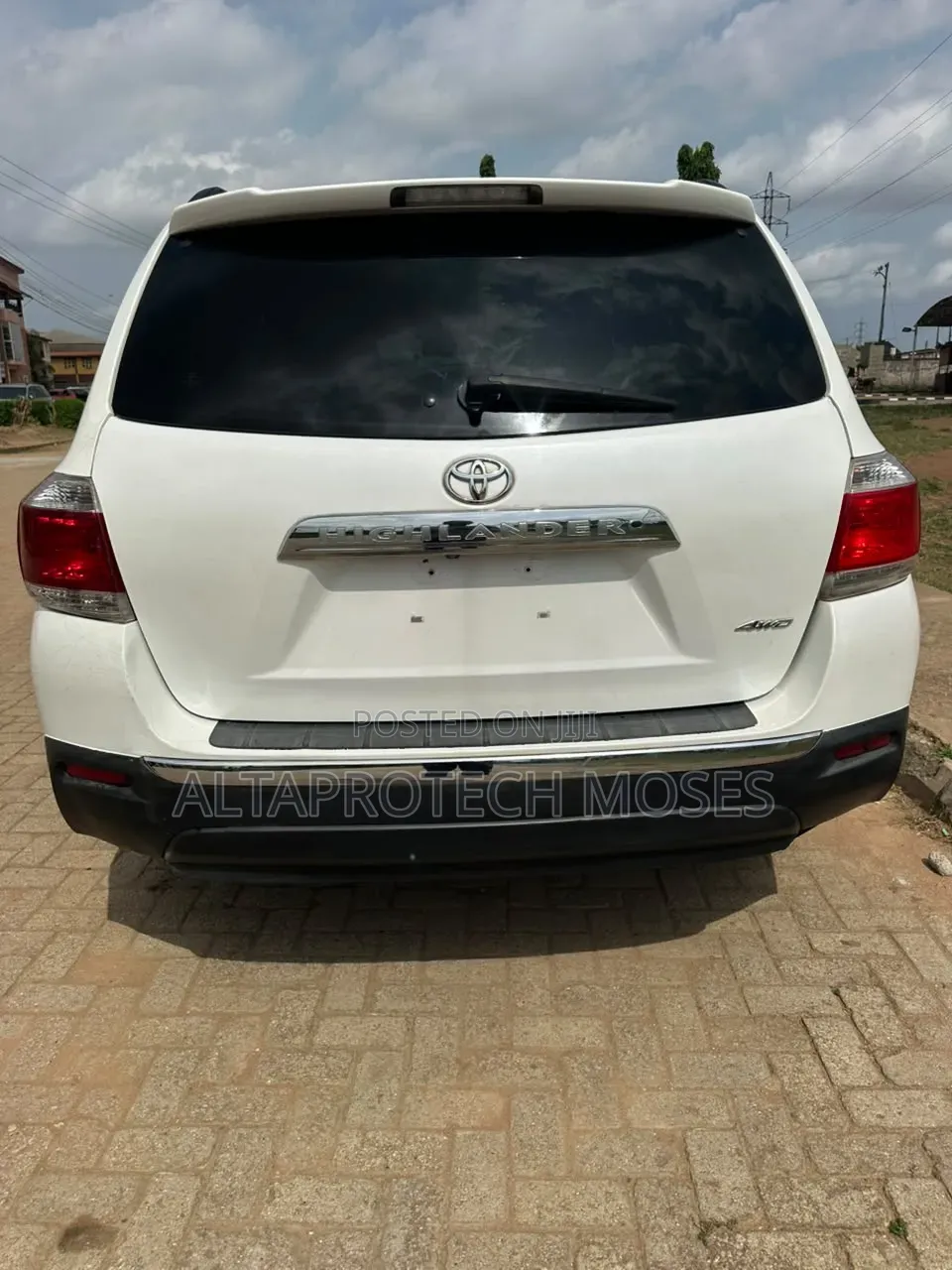 Toyota Highlander Limited 2012 White