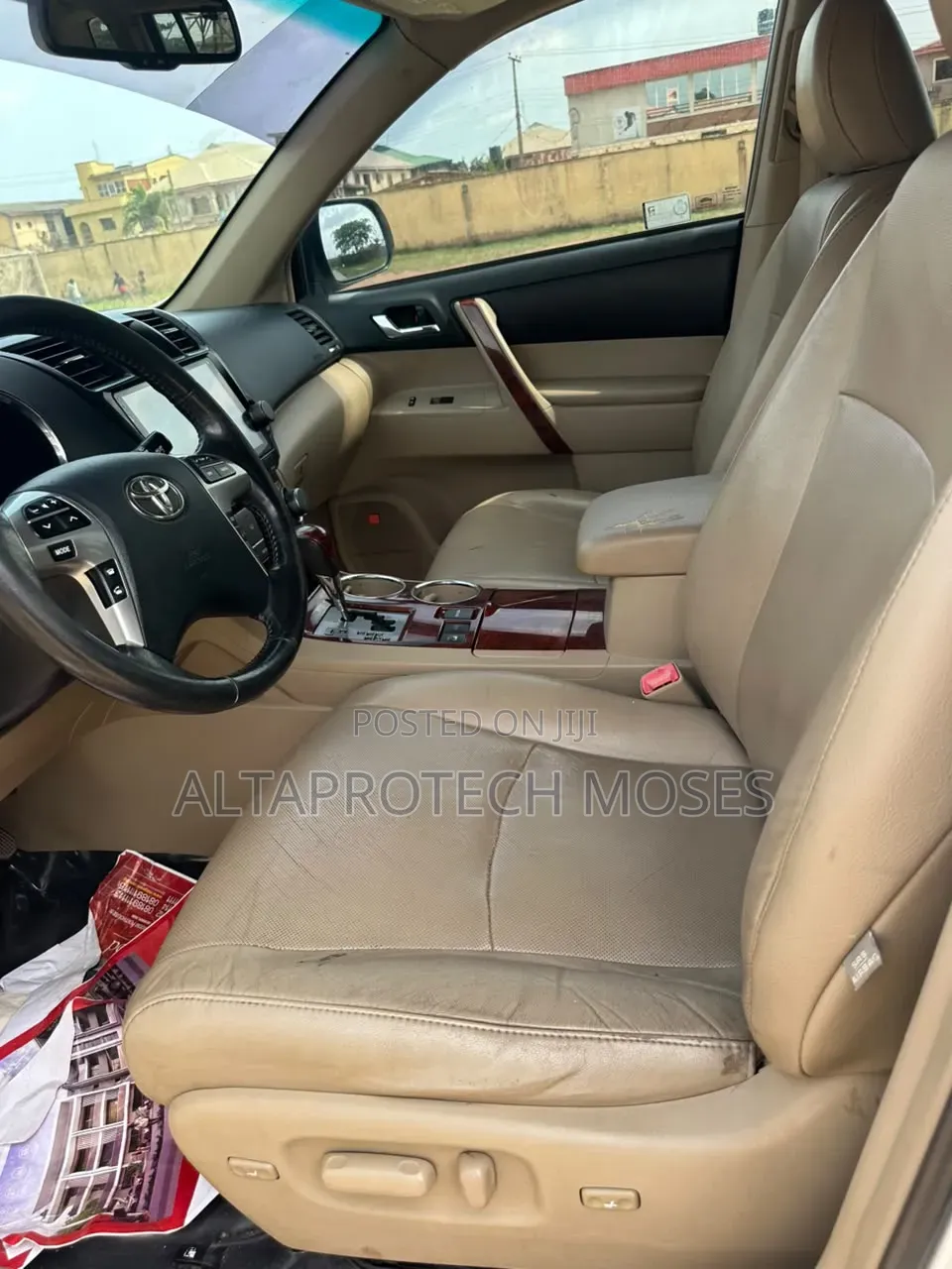 Toyota Highlander Limited 2012 White