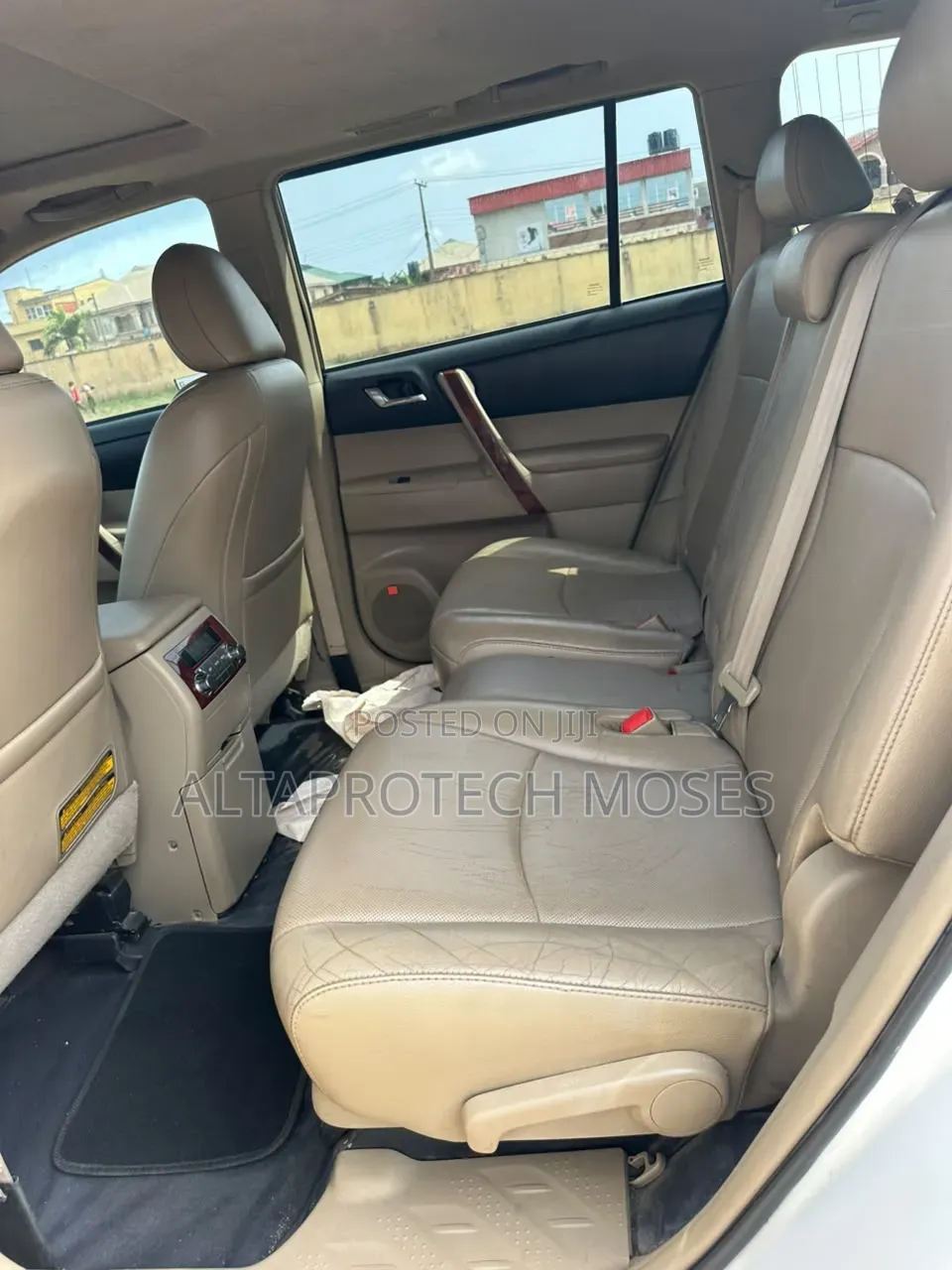 Toyota Highlander Limited 2012 White
