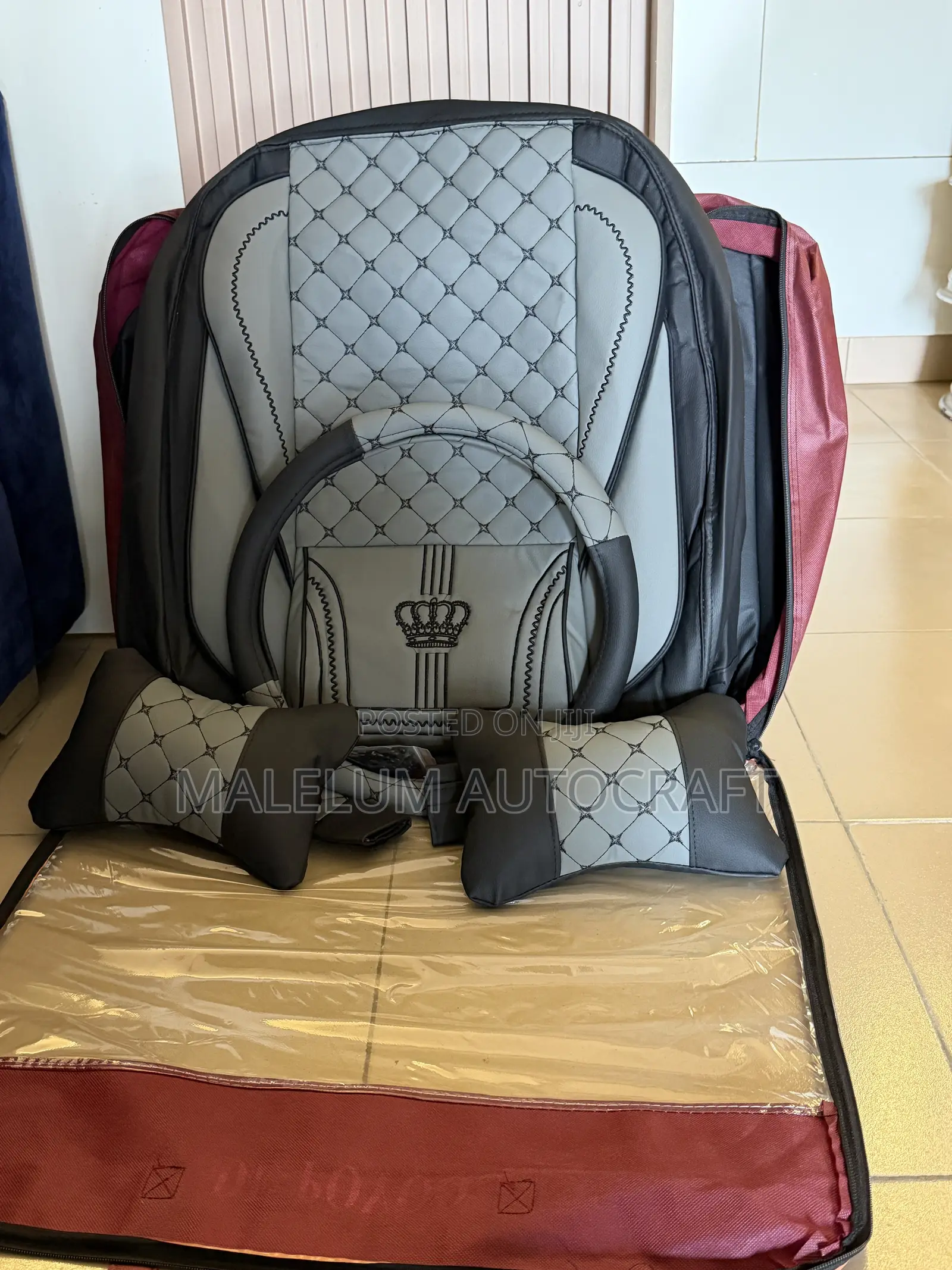 Crown Seat Cover