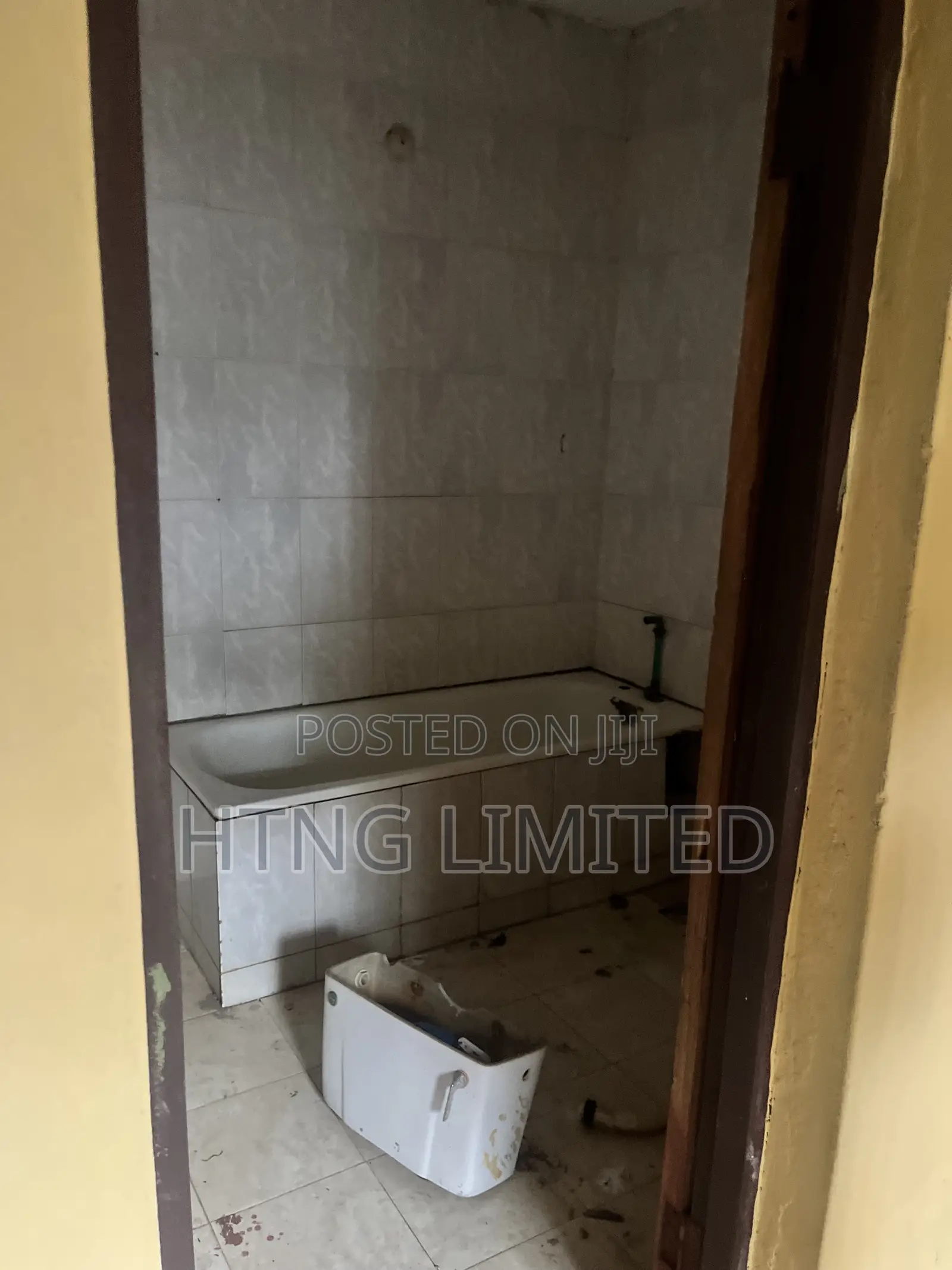 2bdrm Bungalow in Ogunlewe, Igbogbo for rent