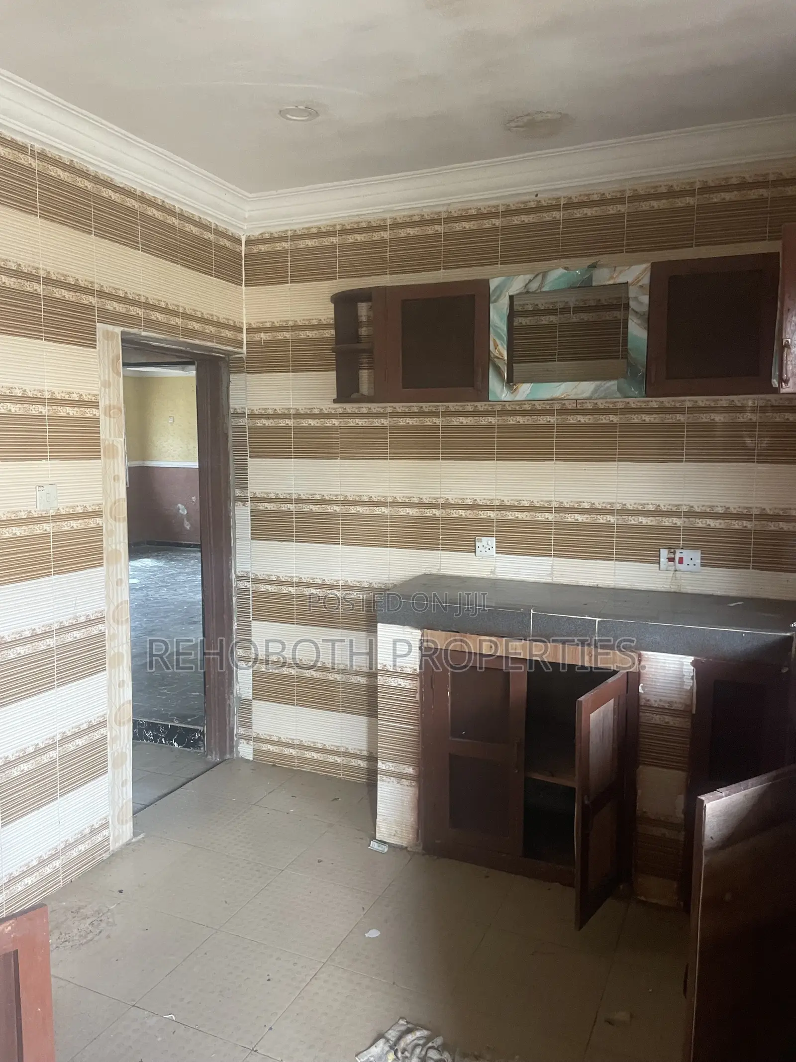 2bdrm Bungalow in Owo Agbara, Odo Ona for rent