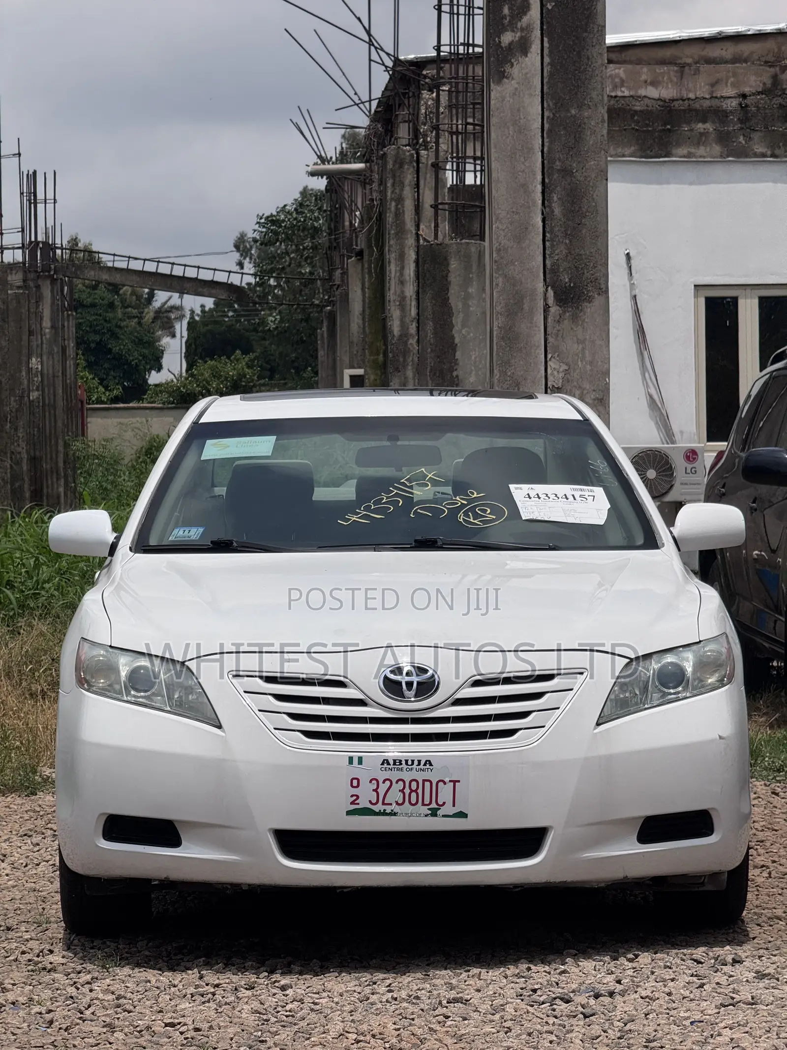 Toyota Camry LE 4dr Sedan (2.4L 4cyl 5A) 2007 White