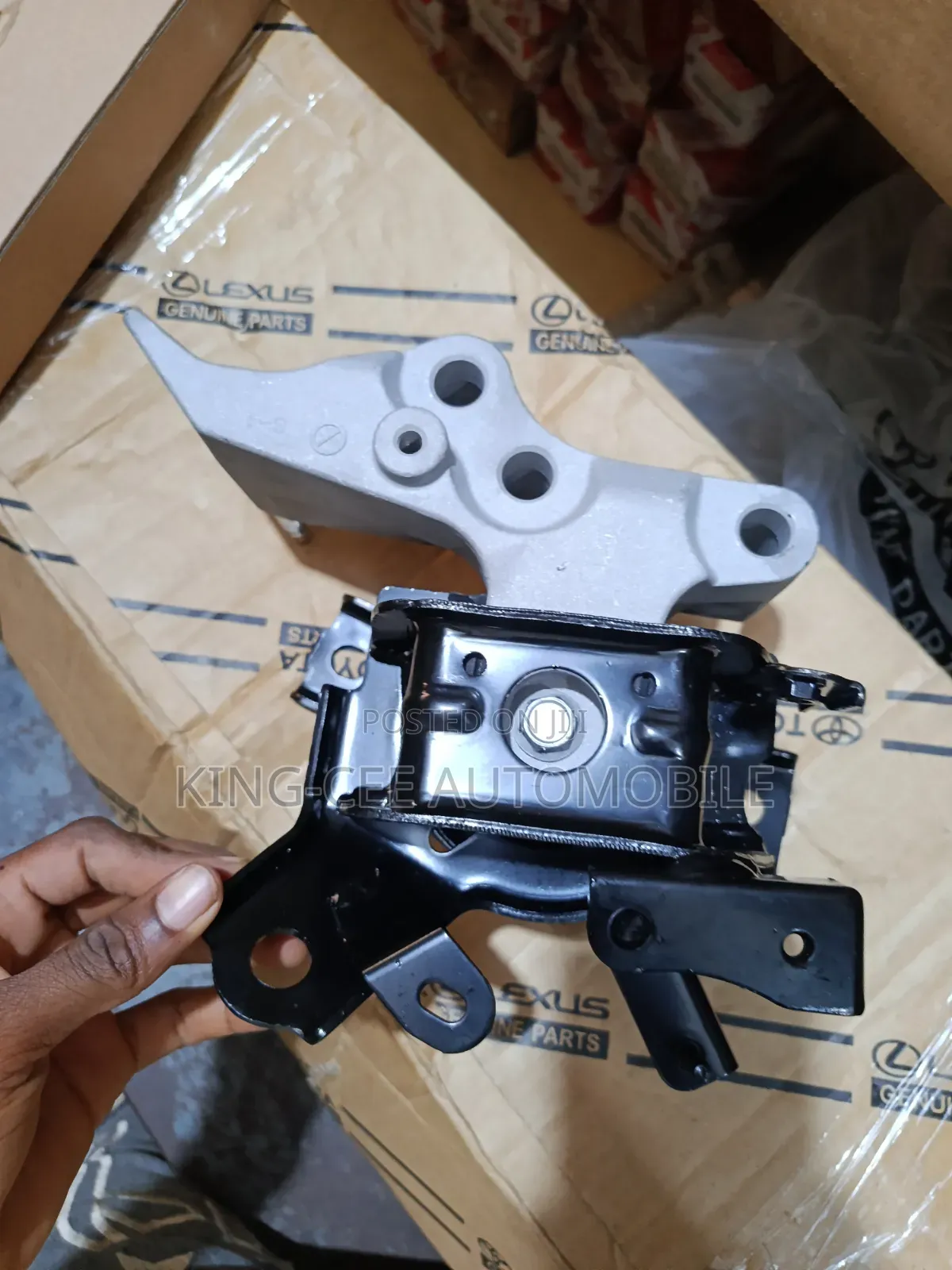 Upper Engine Seat for Rx350 2020