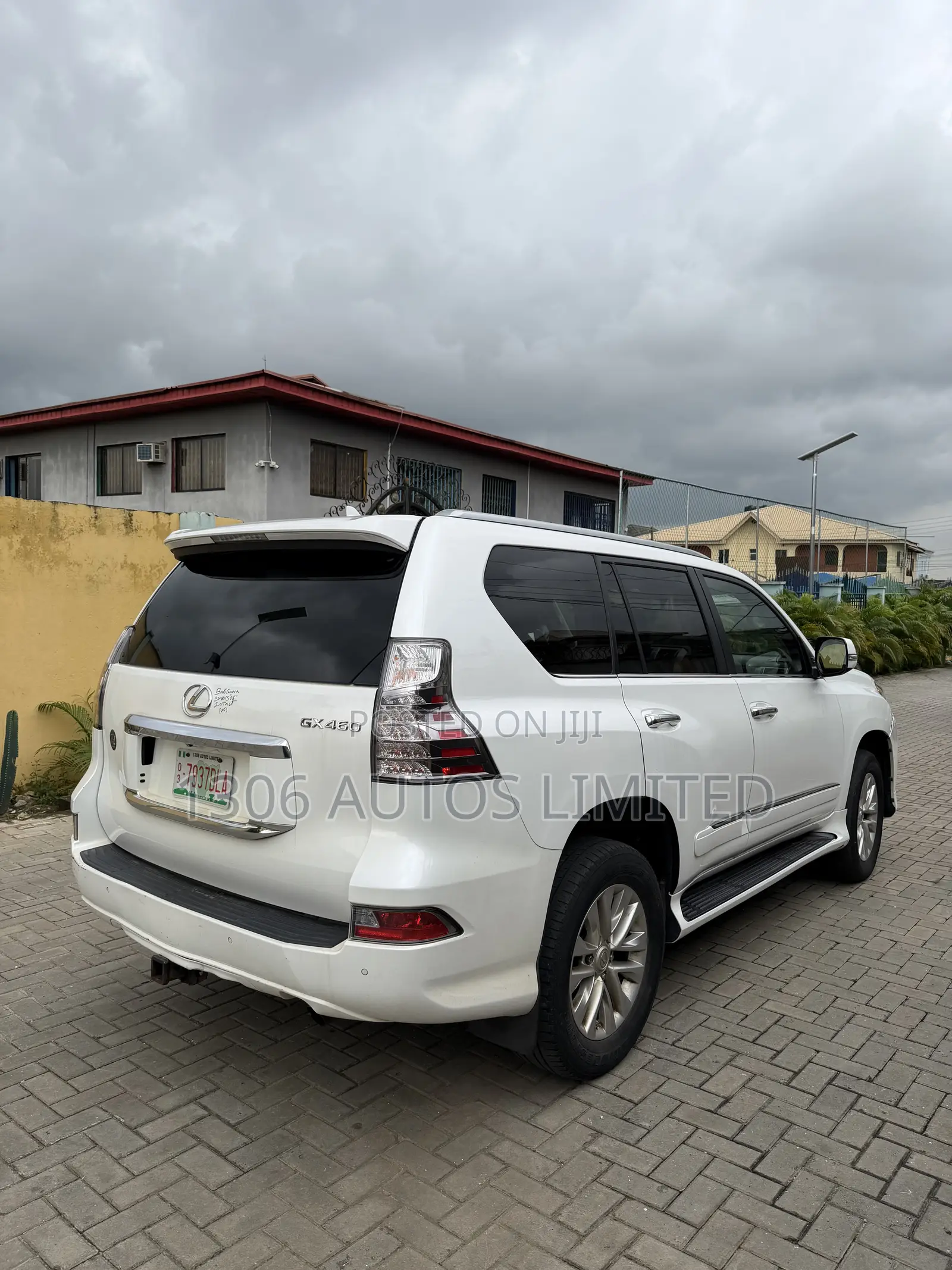 Lexus GX 460 Luxury 2015 White