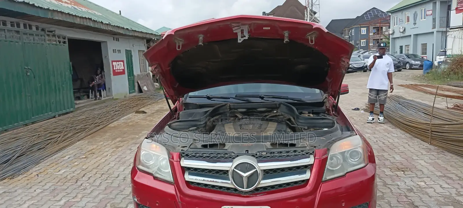 Mercedes-Benz GLK-Class 350 2010 Red