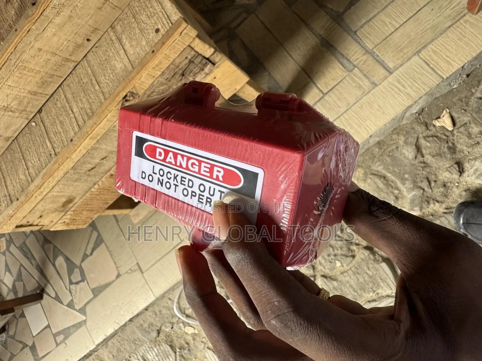 Valve Lockout Device (LOTO Valve Lockout)