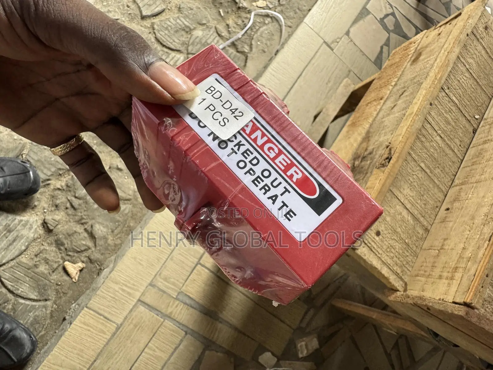 Valve Lockout Device (LOTO Valve Lockout)