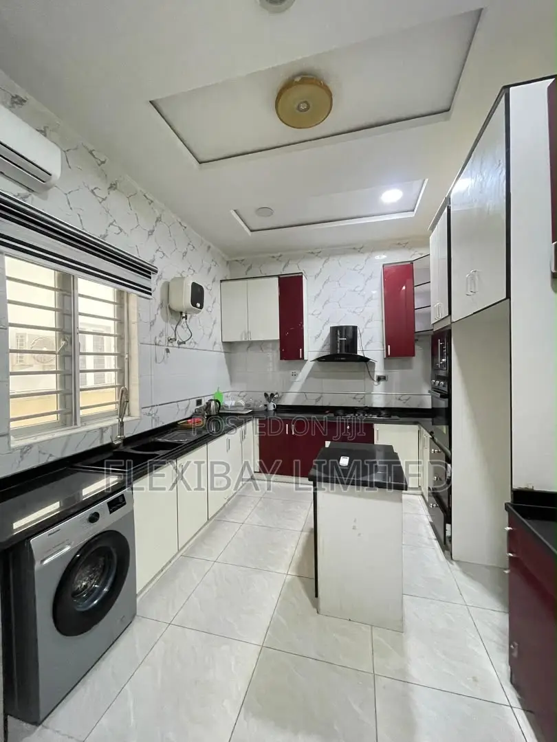 4bdrm Duplex in Ikota for rent
