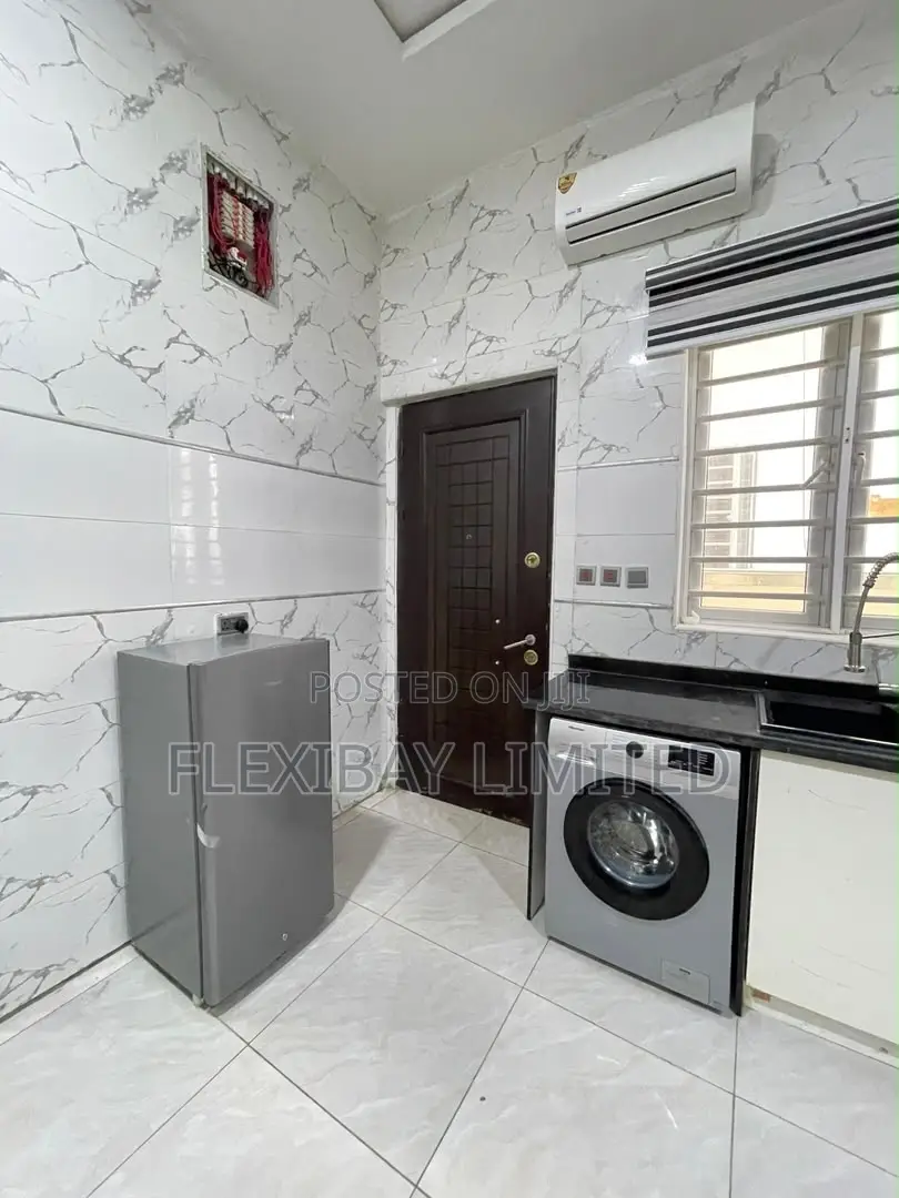 4bdrm Duplex in Ikota for rent