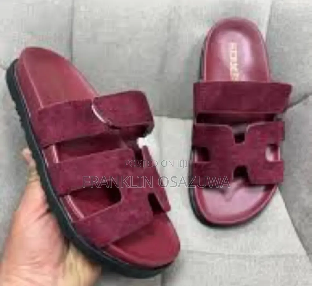 Ladies Flat Slide Sandals – Stylish Casual Open-Toe Slippers