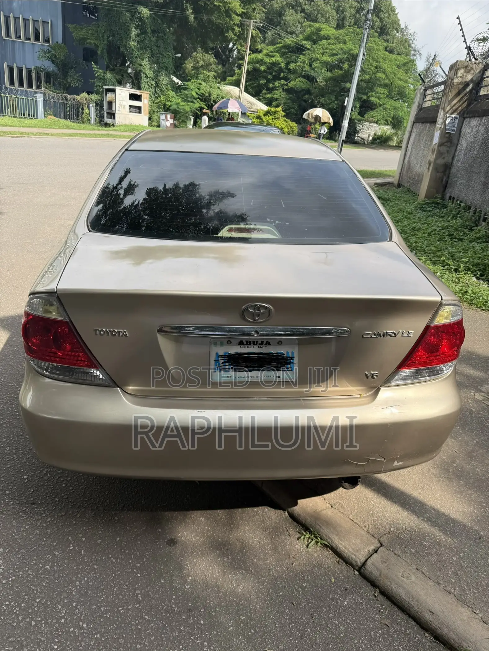 Toyota Camry 2006 Gold