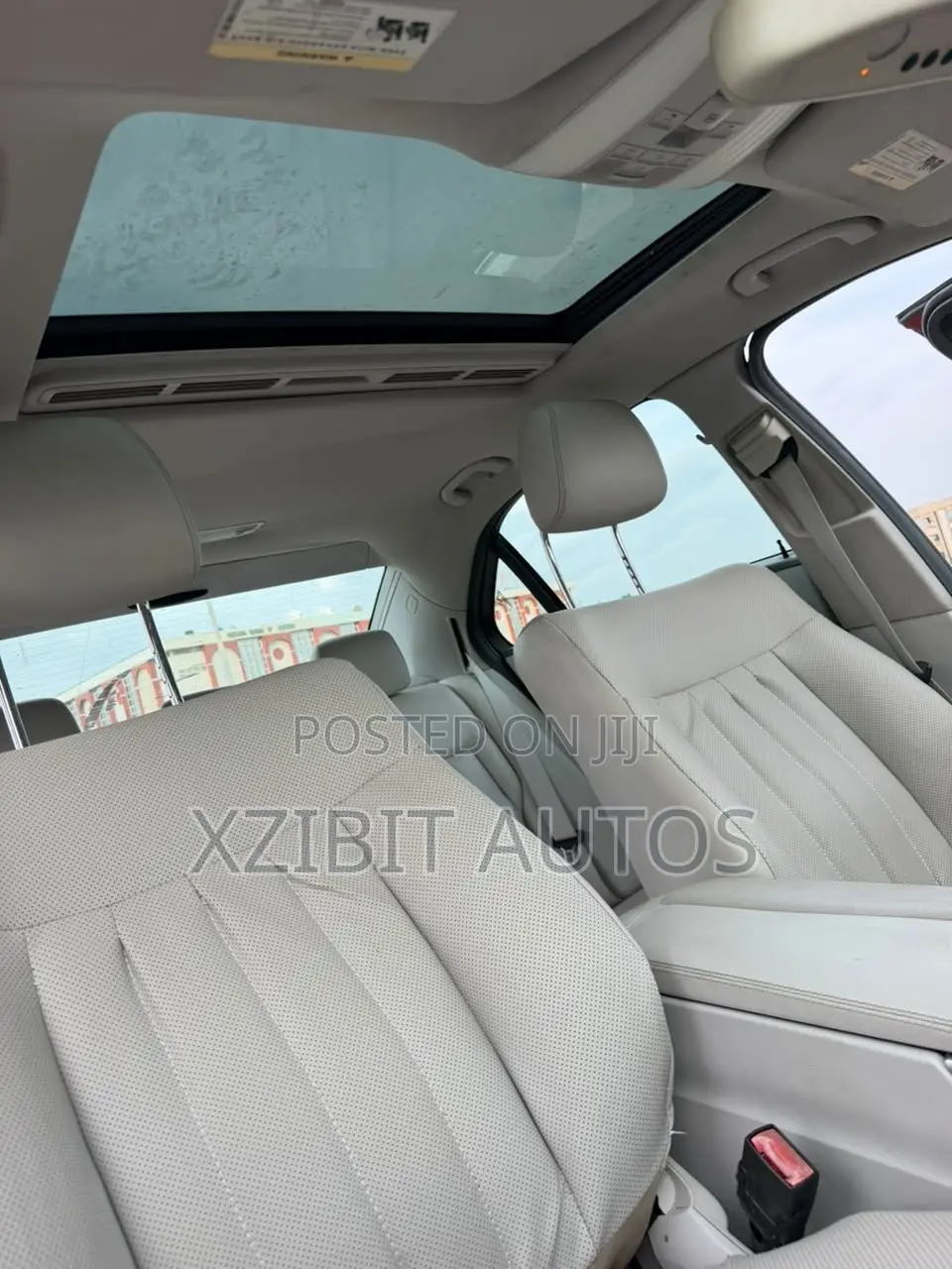 Mercedes-Benz E350 Base 4Matic Sedan AWD (3.5L 6cyl 7A) 2014 Red