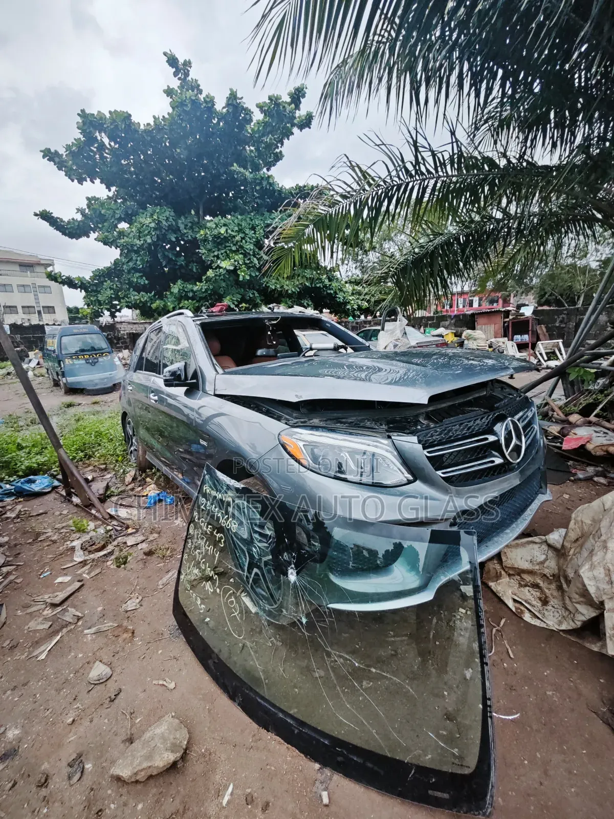 Gle350 2016 SUV Windscreen Glass Available Installed at Chimatex
