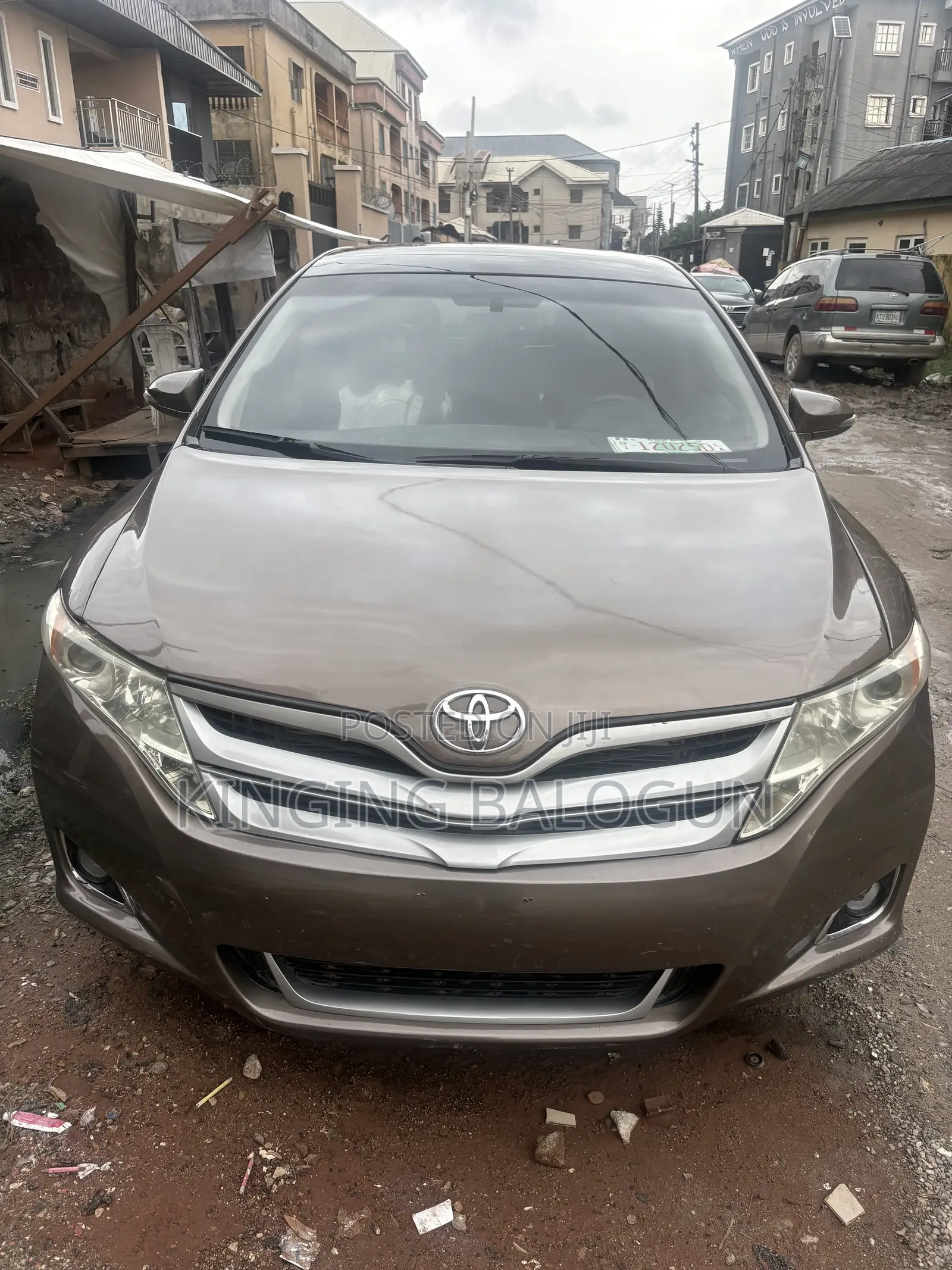 Toyota Venza LE 2014 Gold