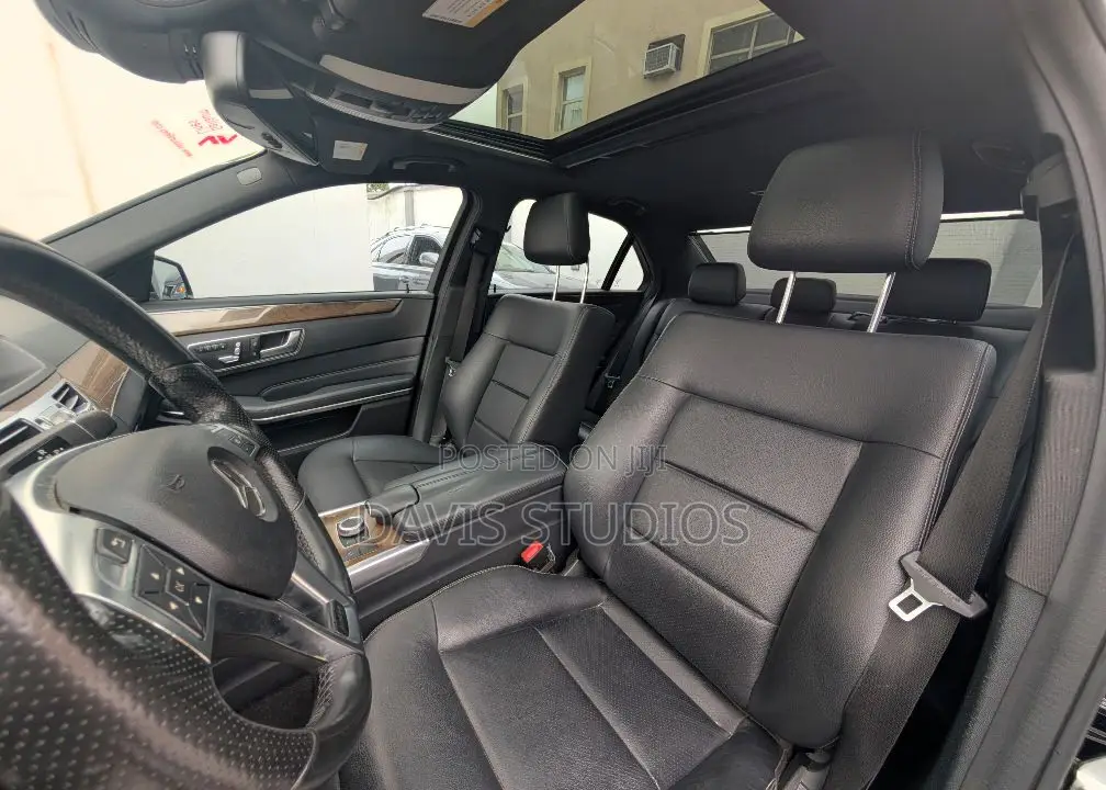Mercedes-Benz E350 Base 4Matic Sedan AWD (3.5L 6cyl 7A) 2016 Black