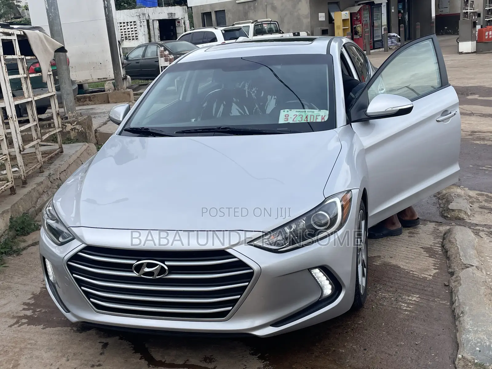 Hyundai Elantra 2017 Silver