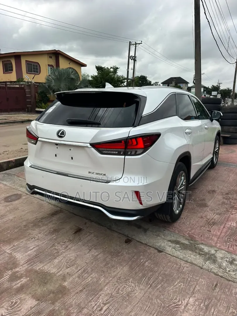 Lexus RX 2023 White