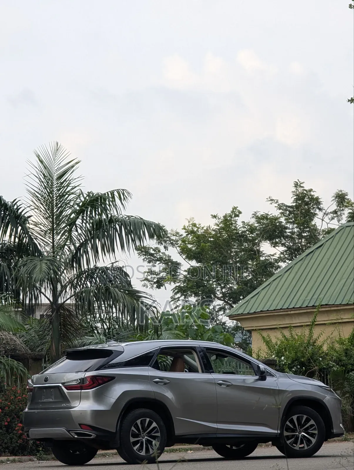 Lexus RX 2022 Gold