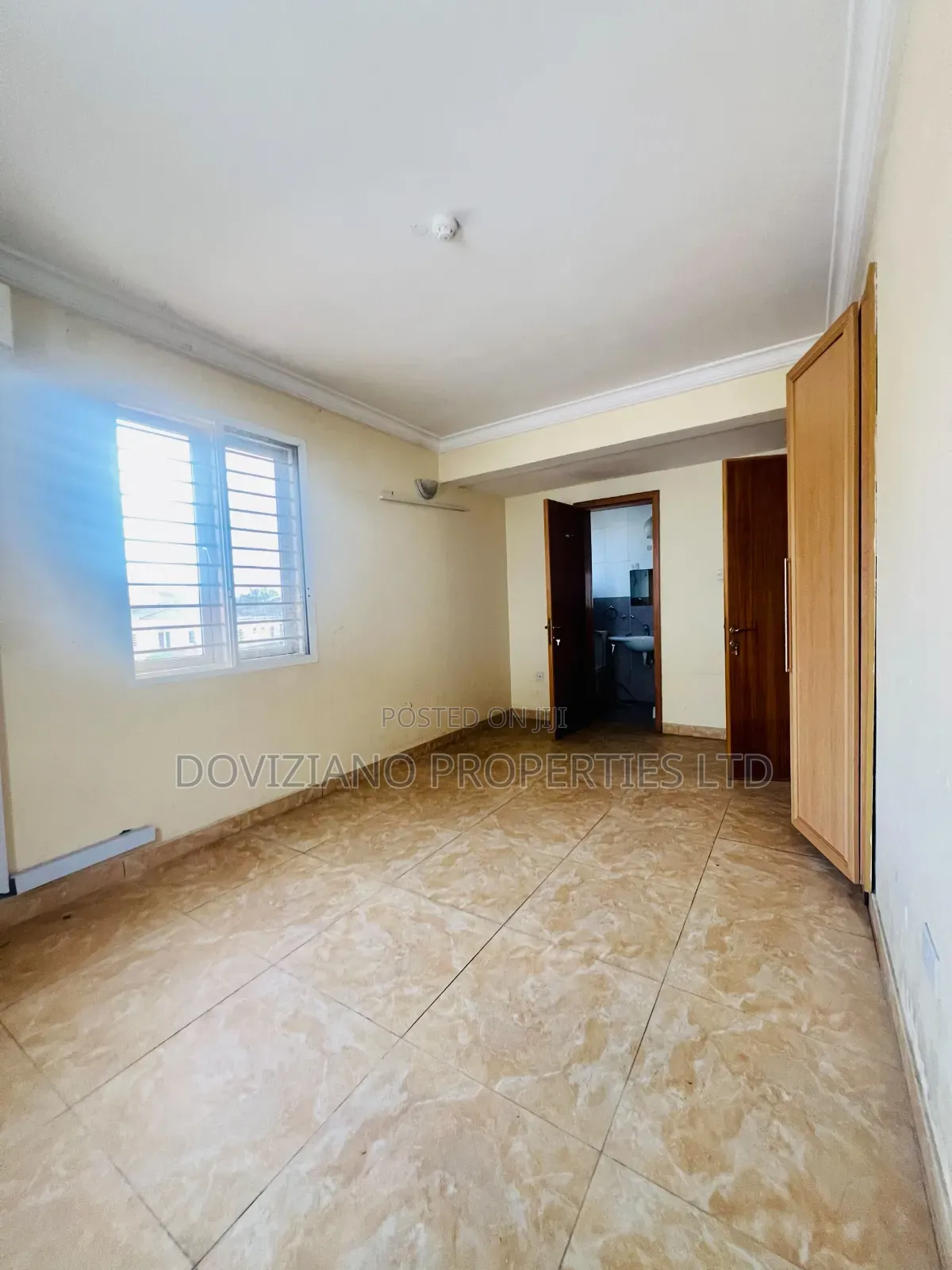 3bdrm Apartment in Lekki Phase 1 for rent