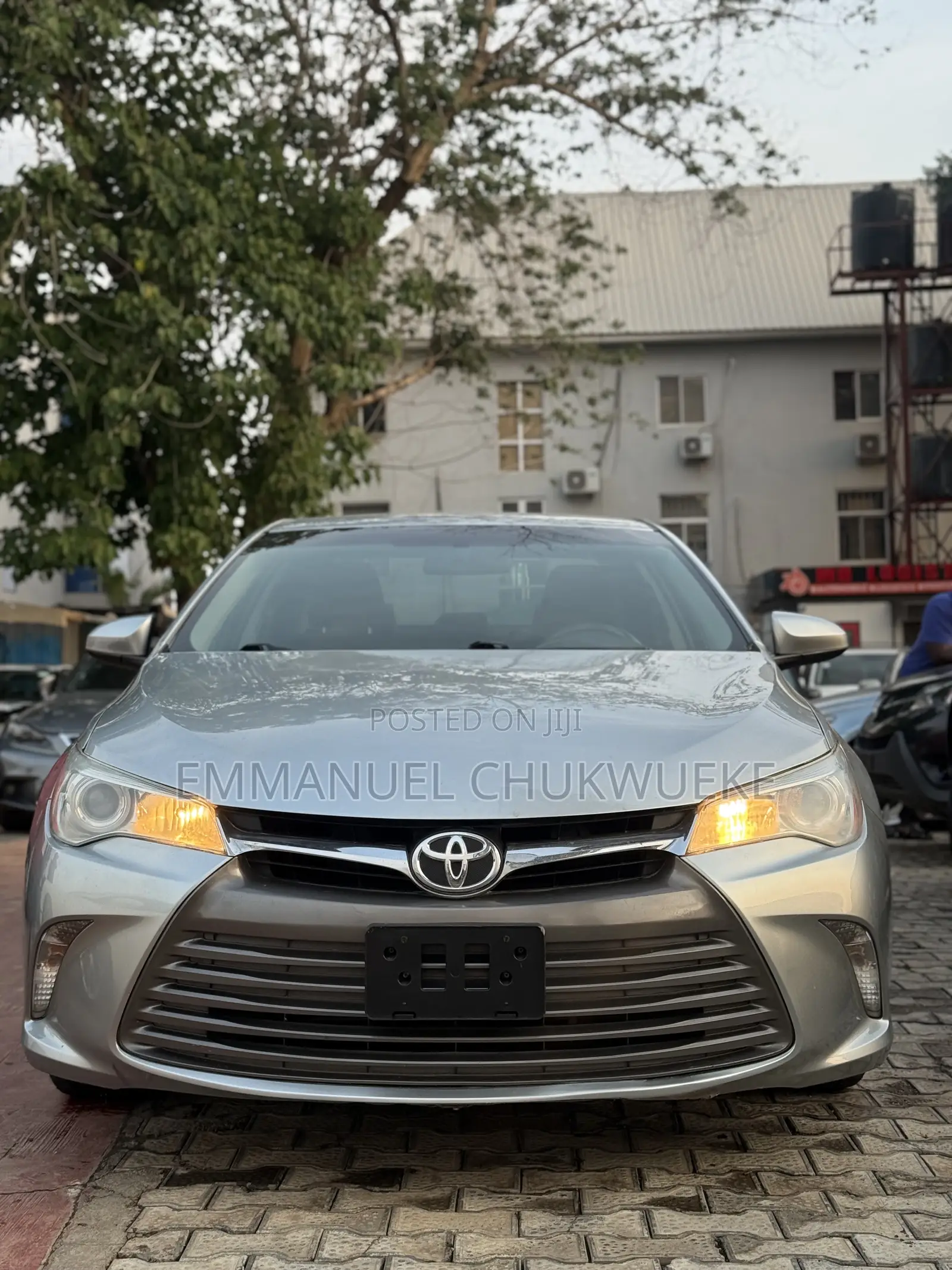 Toyota Camry 2016 Silver