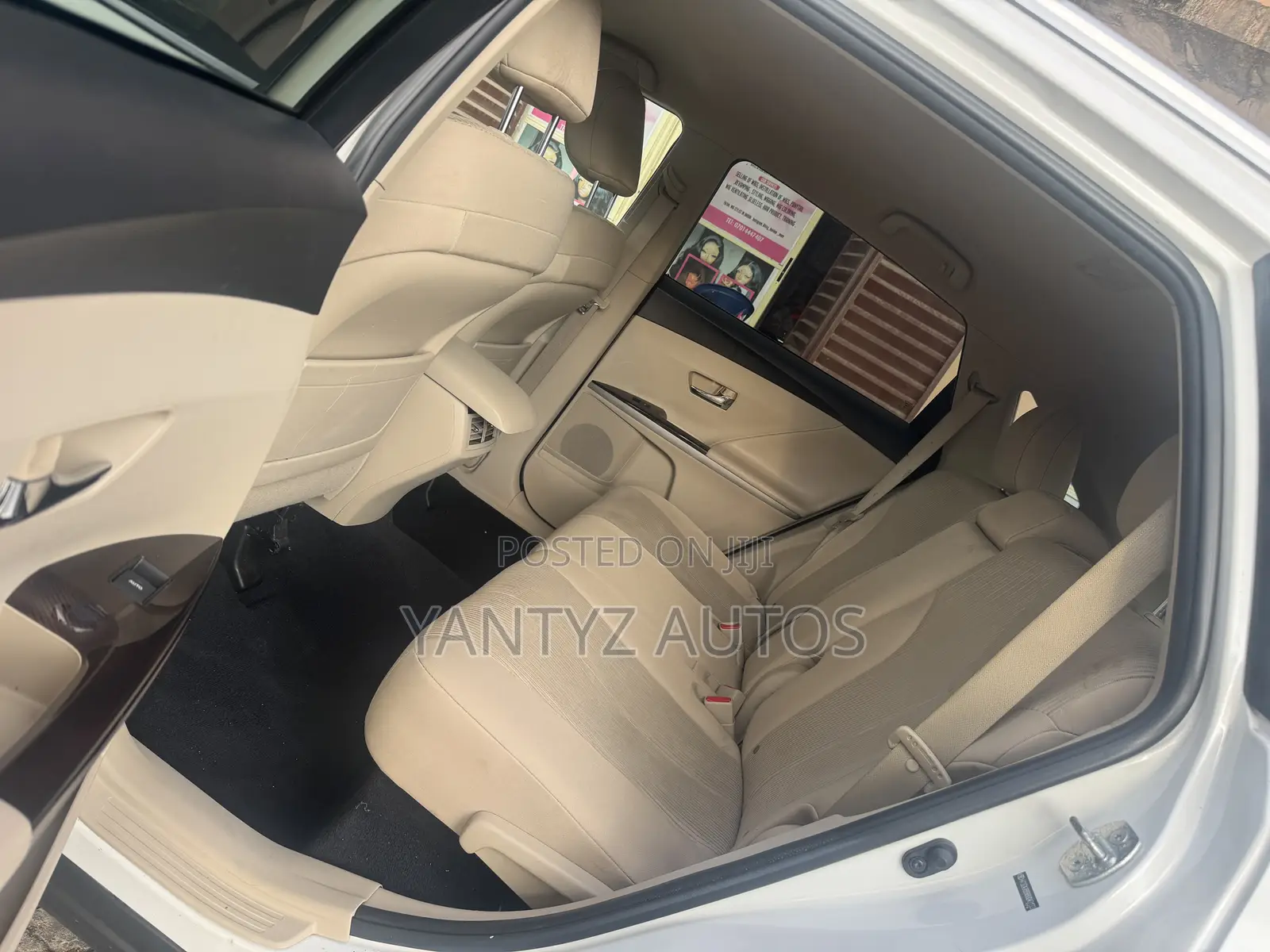 Toyota Venza AWD 2011 White