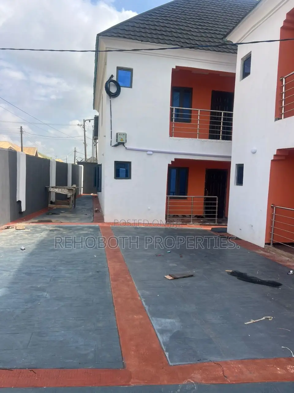 1bdrm Apartment in Akoto Elebu, Akala Express for rent