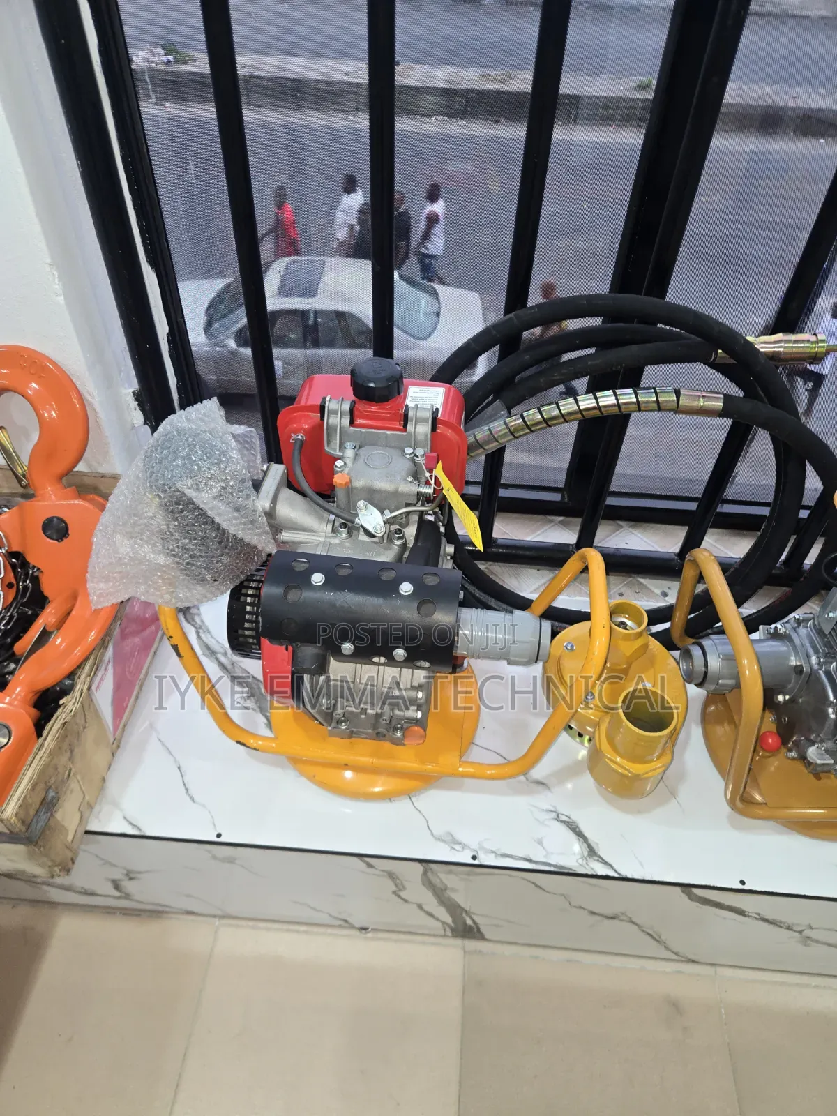 Diesel Poker/Vibrator Machine (With 38mm Hose)