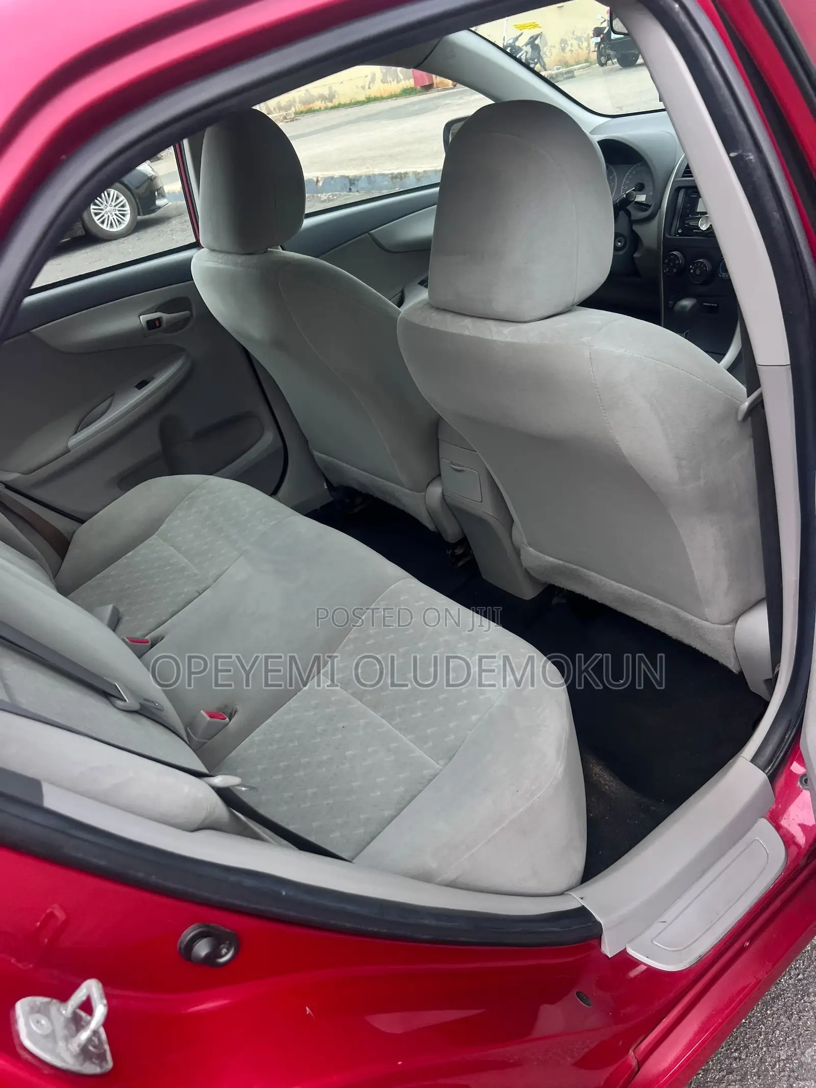 Toyota Corolla LE 4dr Sedan (1.8L 4cyl 4A) 2010 Red