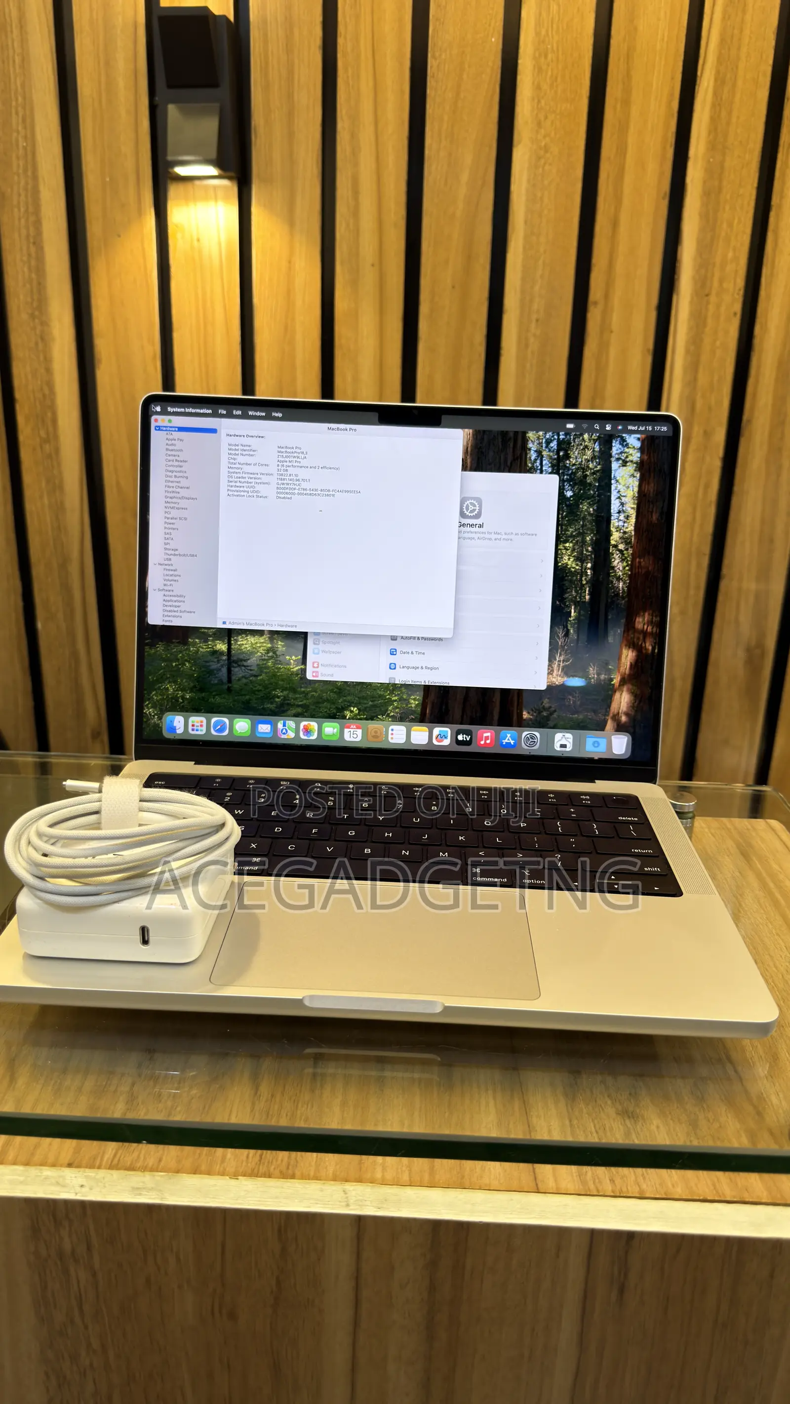 Laptop Apple MacBook Pro 2021 M1 32GB Apple M1 Pro SSD 512GB