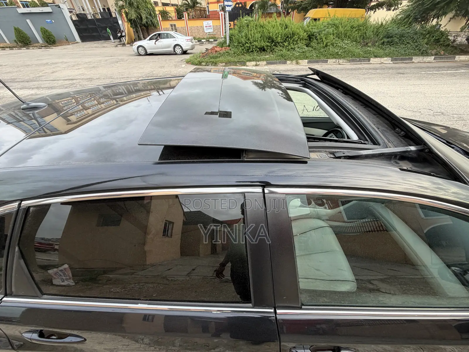 Toyota Venza XLE 2011 Black