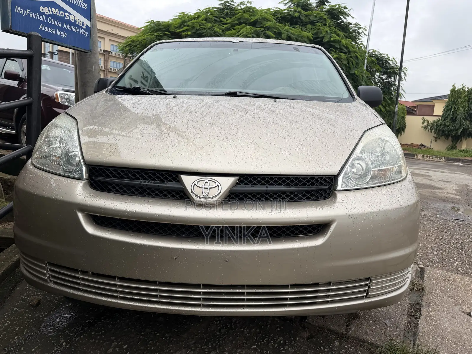 Toyota Sienna CE FWD (3.3L V6 5A) 2004 Gold