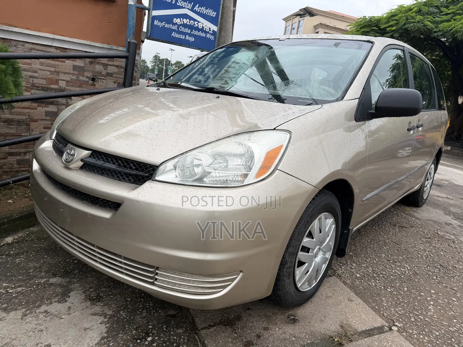 Toyota Sienna CE FWD (3.3L V6 5A) 2004 Gold
