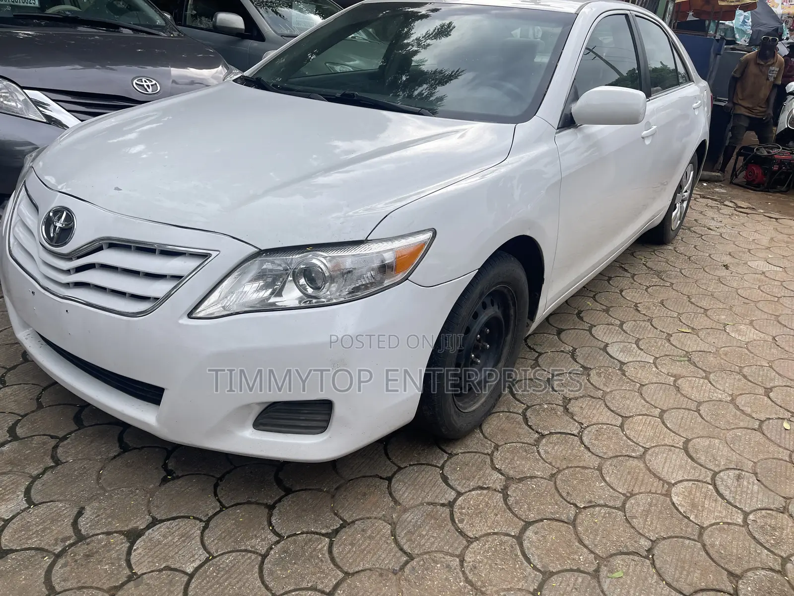 Toyota Camry LE 4dr Sedan (2.5L 4cyl 6AM) 2010 White