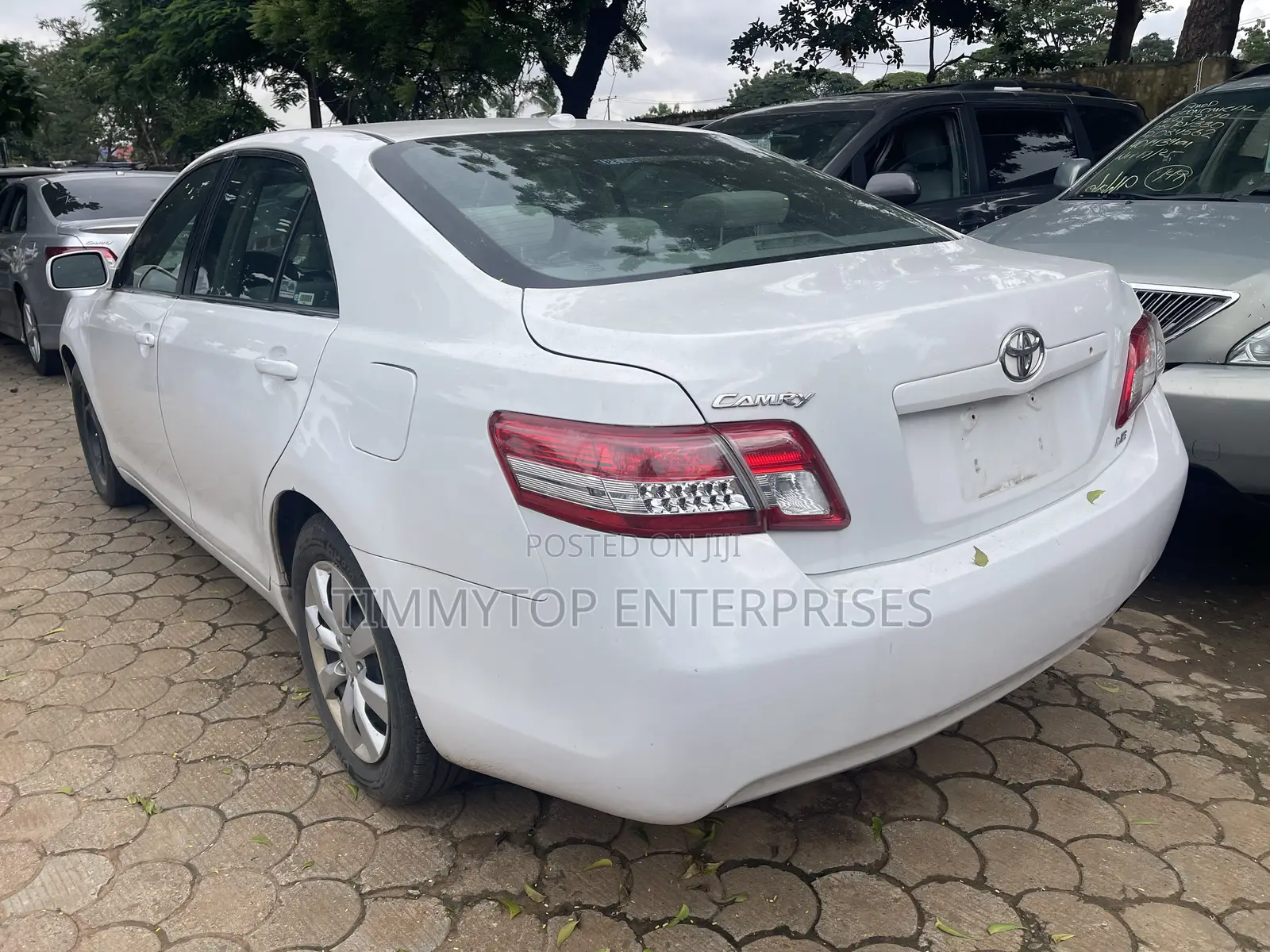Toyota Camry LE 4dr Sedan (2.5L 4cyl 6AM) 2010 White