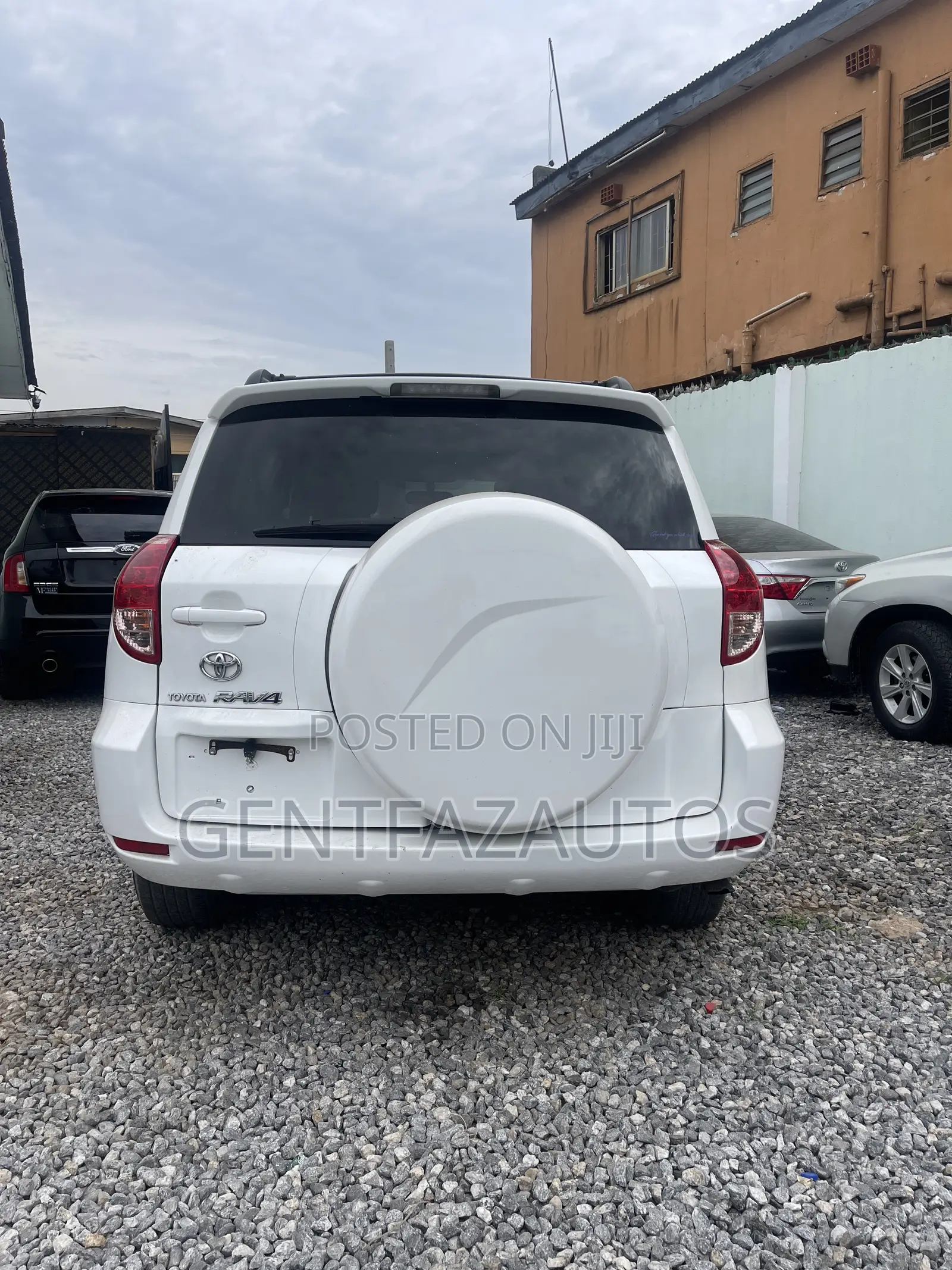 Toyota RAV4 Limited V6 2008 White