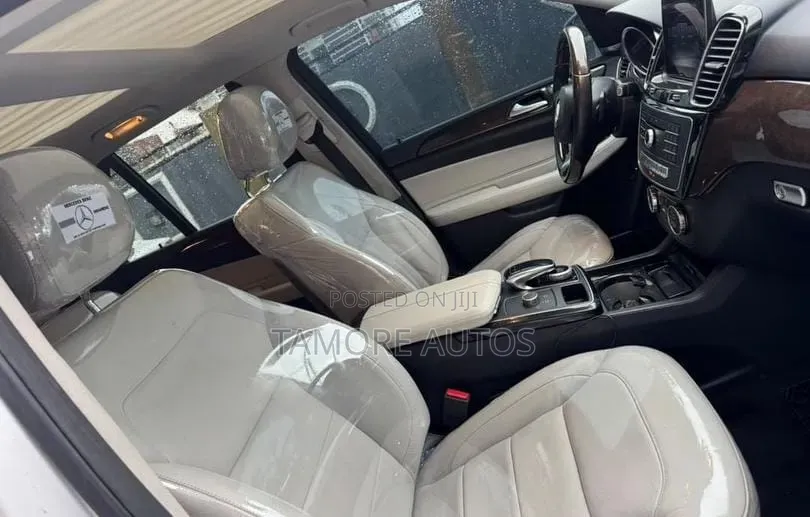 Mercedes-Benz GLE-Class 2018 Silver