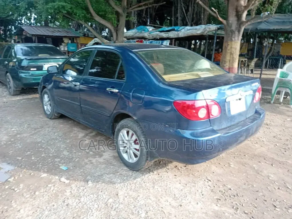 Toyota Corolla 2004 Blue