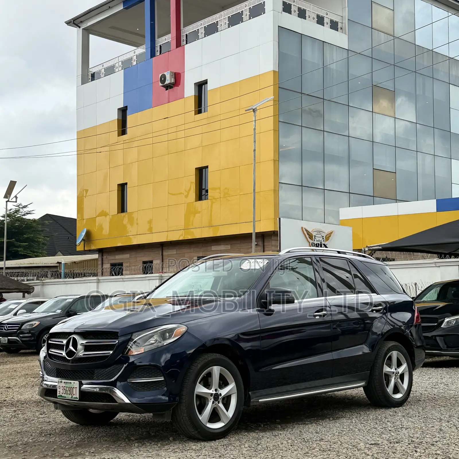 Mercedes-Benz GLE-Class 2018 Blue