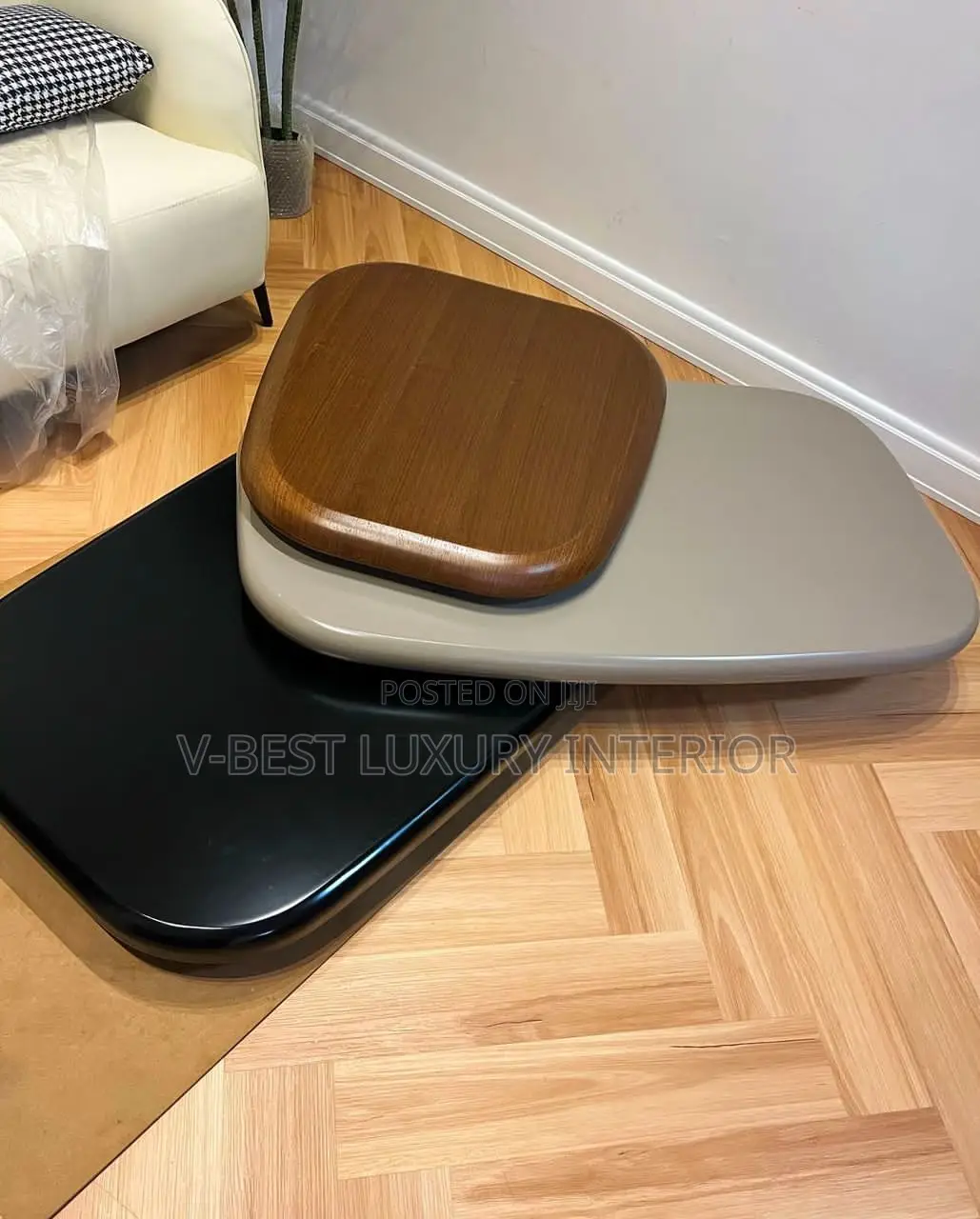 Modern Rotating Nesting Centre Table Set