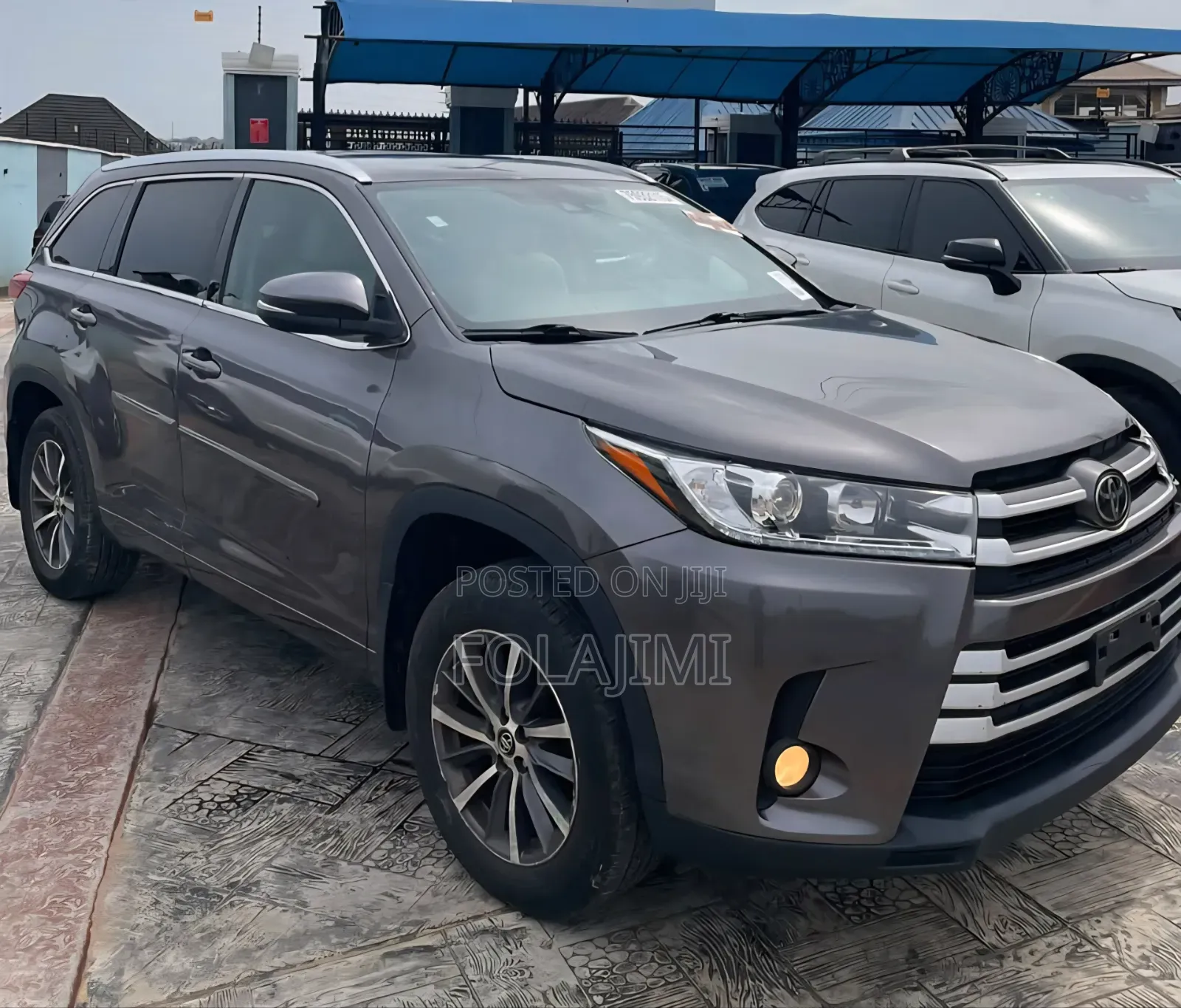 Toyota Highlander 2017 Brown