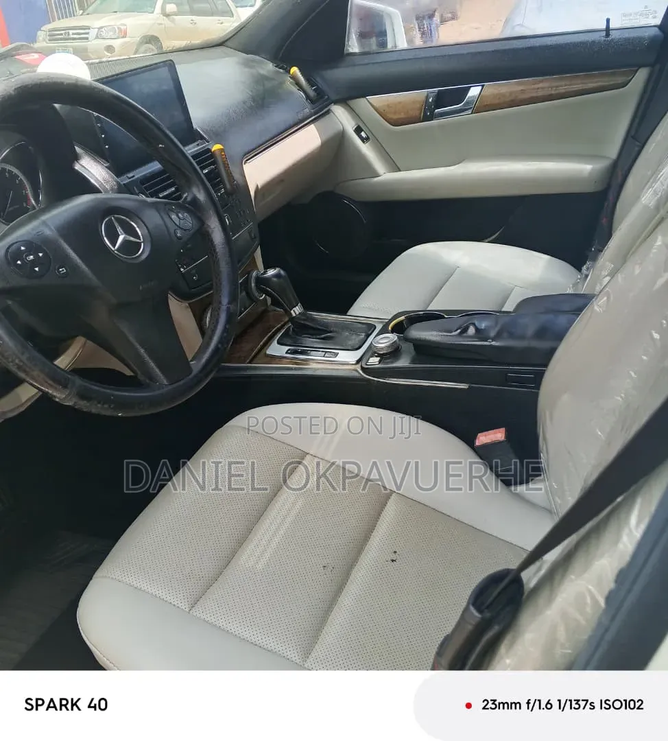 Mercedes-Benz C300 2008 White